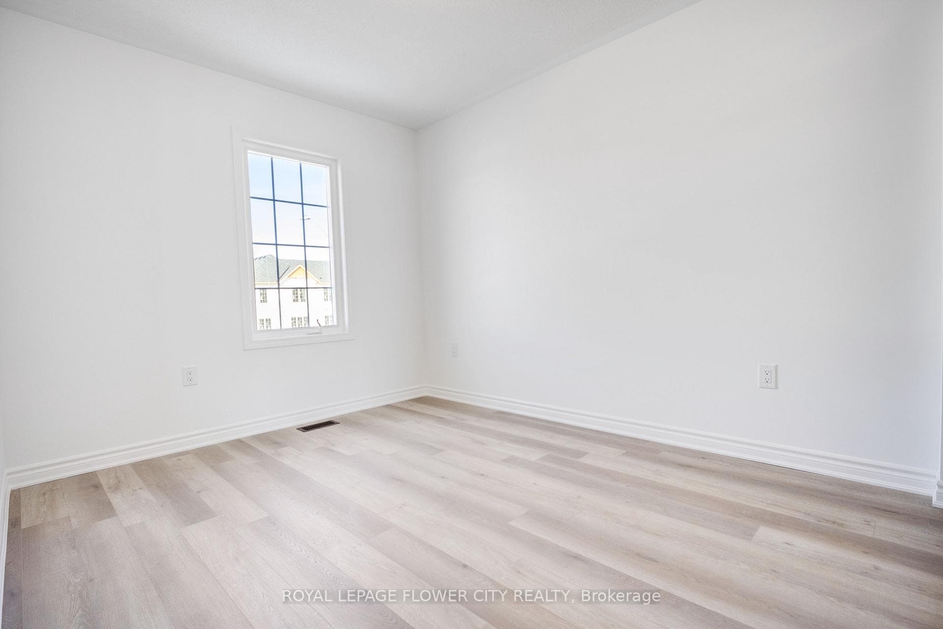 12 Bellasera Way photo 31