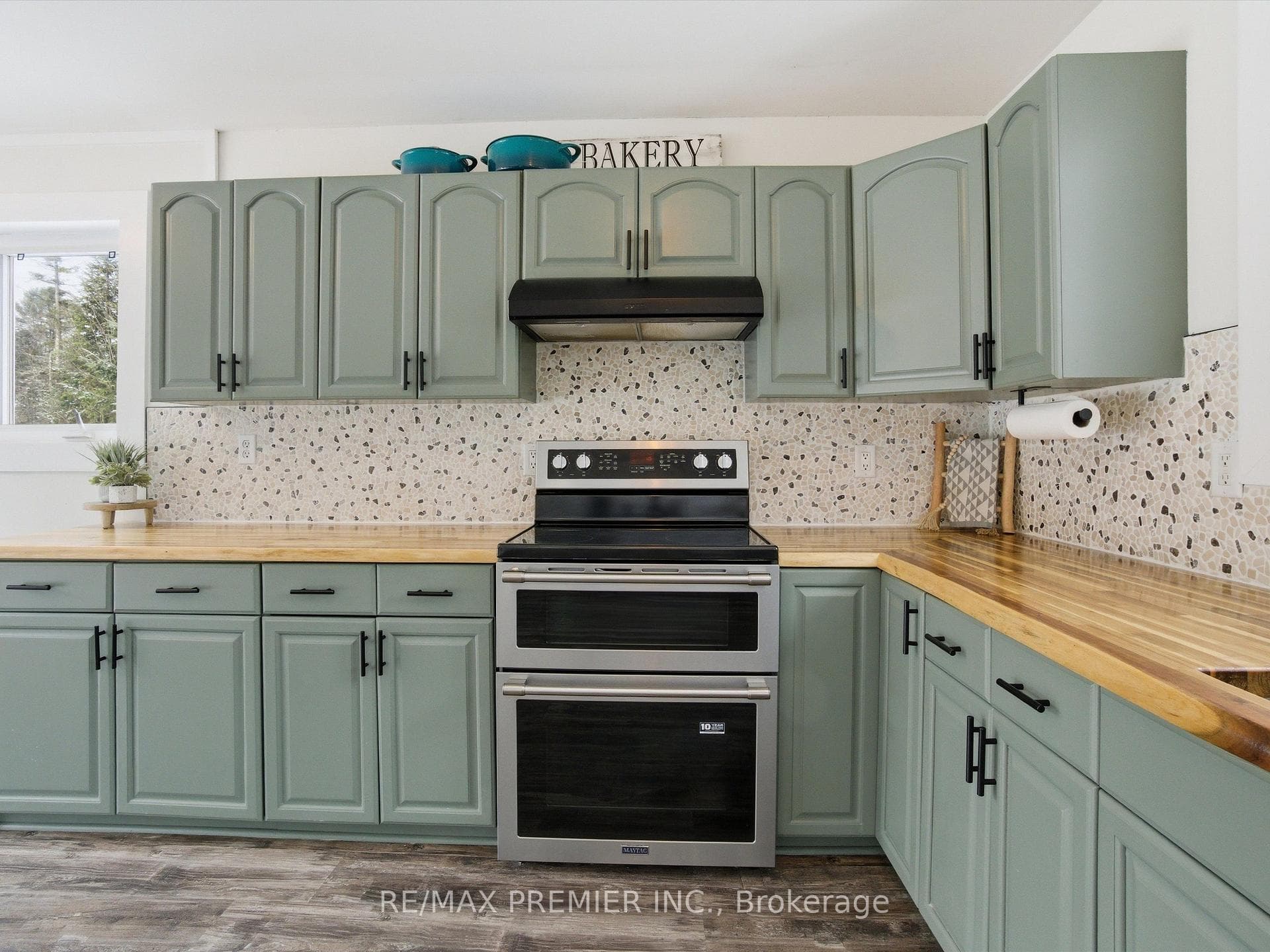 1131 Springdale Park Road photo 11