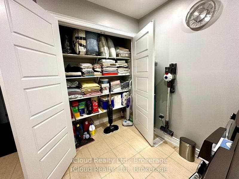 56 Esther Crescent photo 47