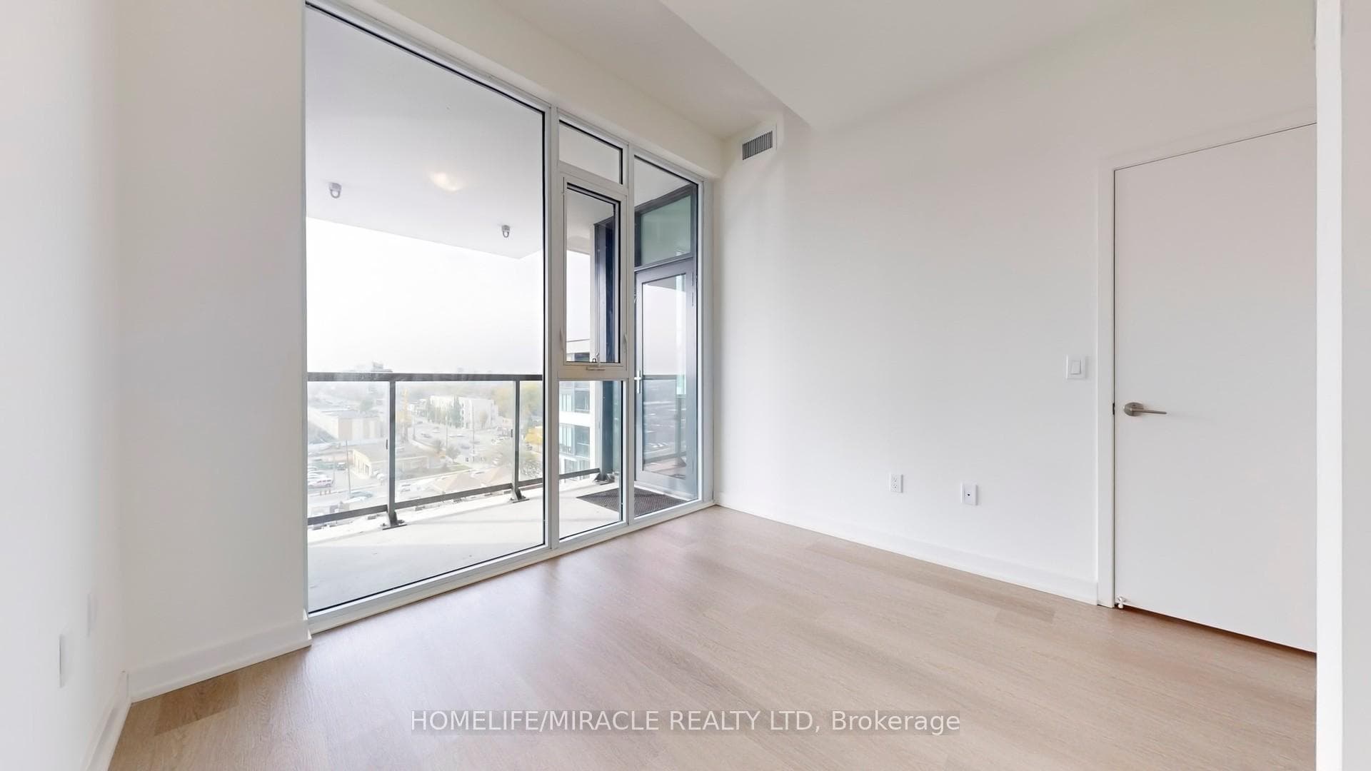 859 The Queensway N/A Unit 805 photo 16