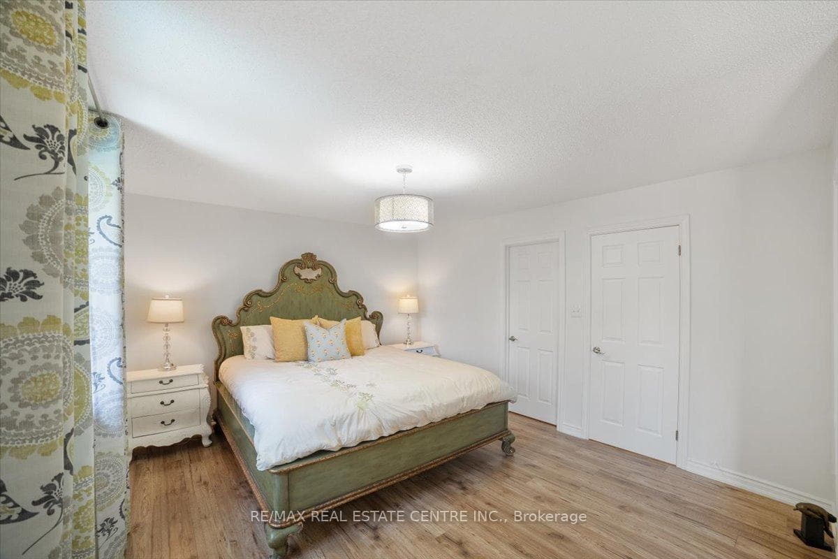 2720 Mewburn Road Unit Unit 18 photo 22