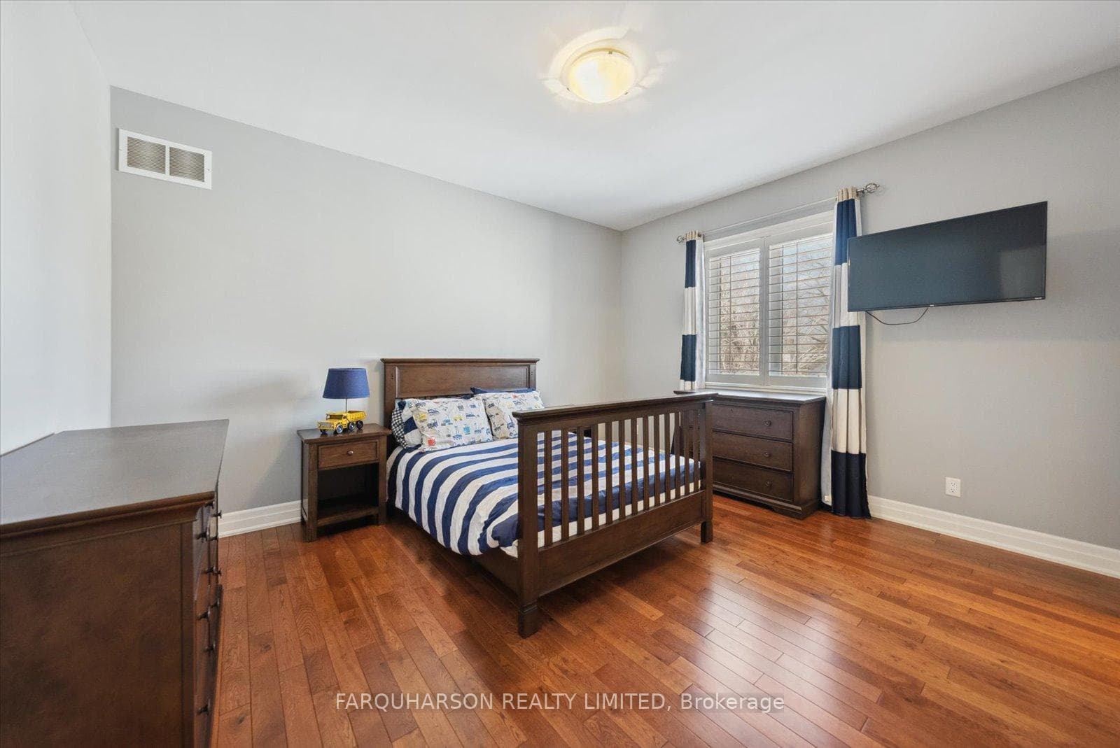 50 Lloyd Street photo 19