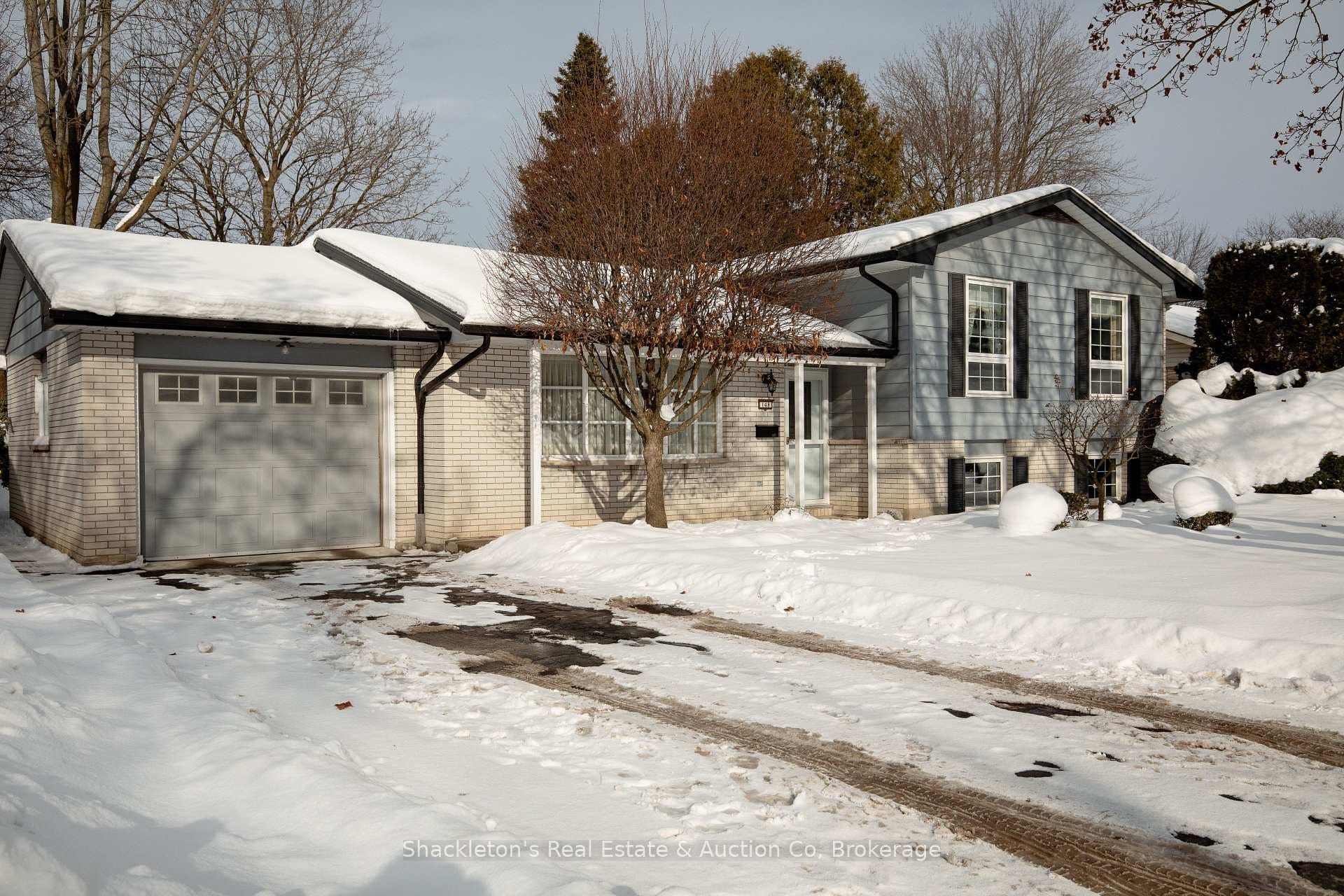 148 Glendon Road photo 2