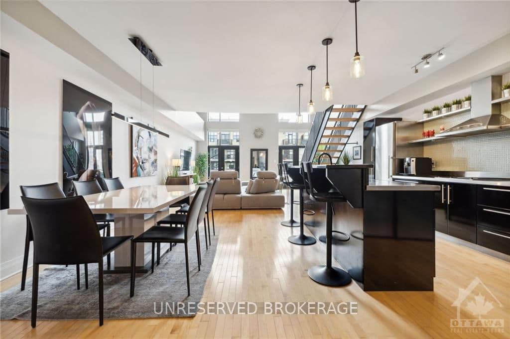 300 POWELL Avenue Unit 305 photo 6