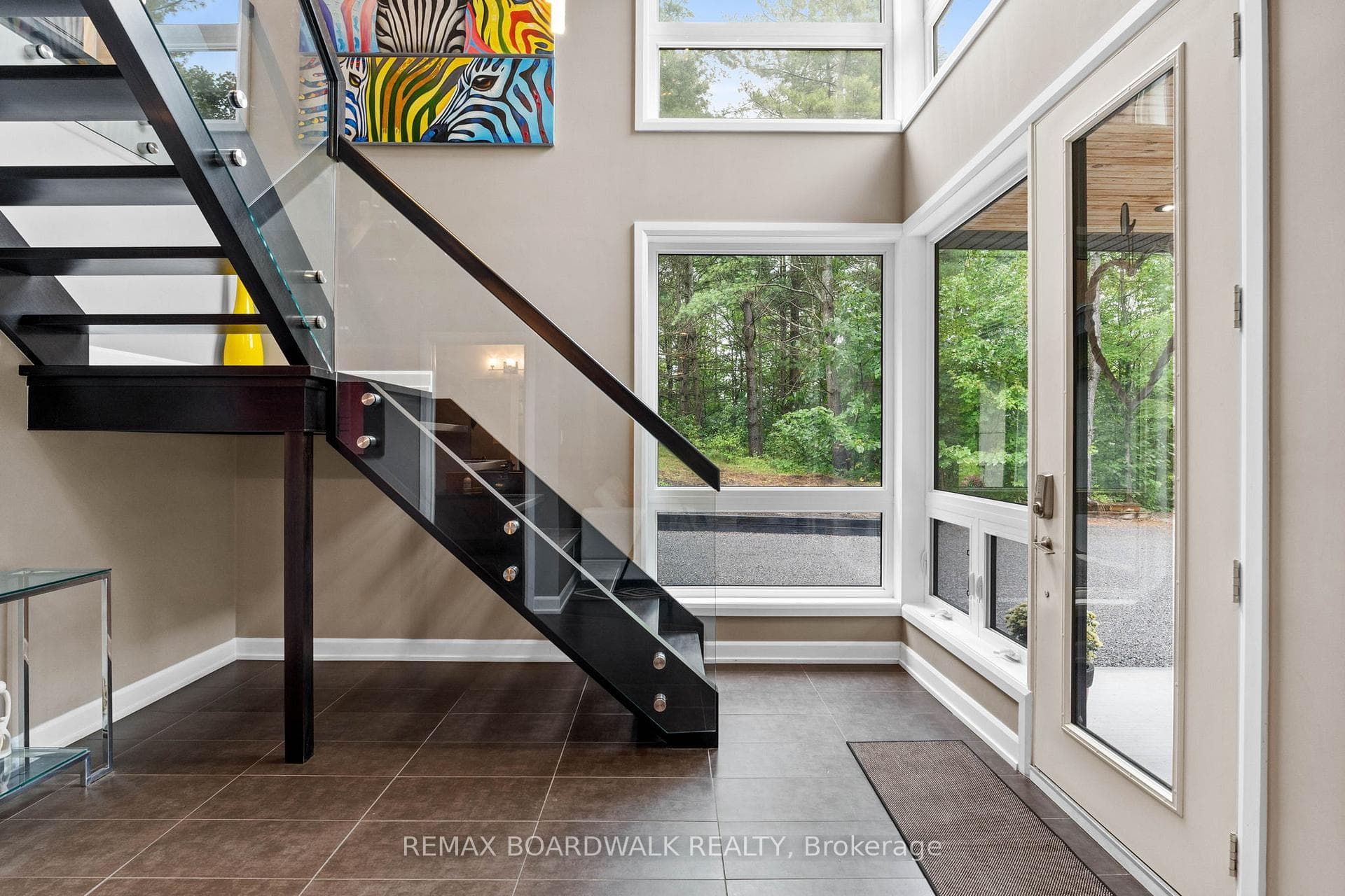 108 EDITH MARGARET Place photo 6