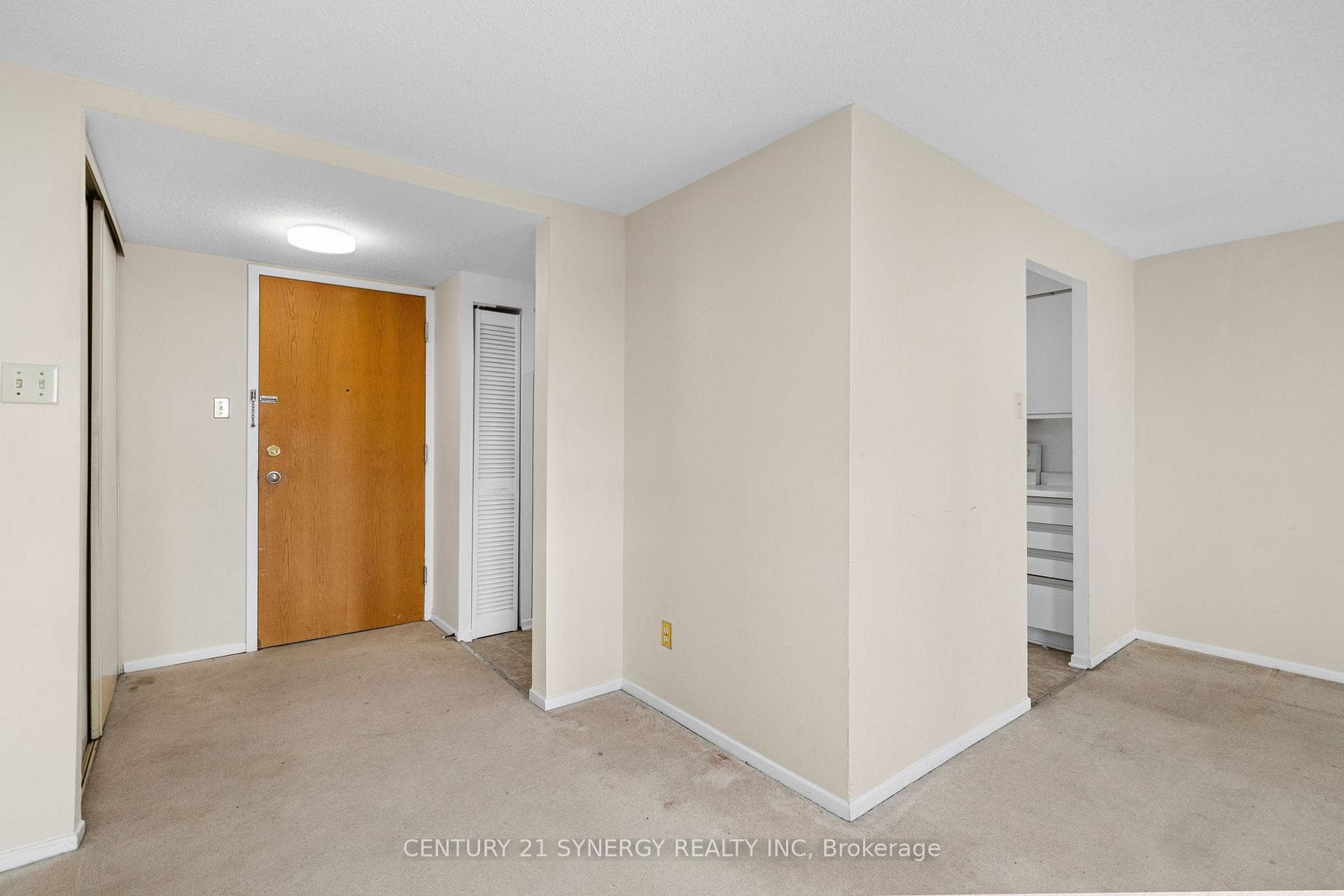 960 Teron Road Unit 815 photo 7