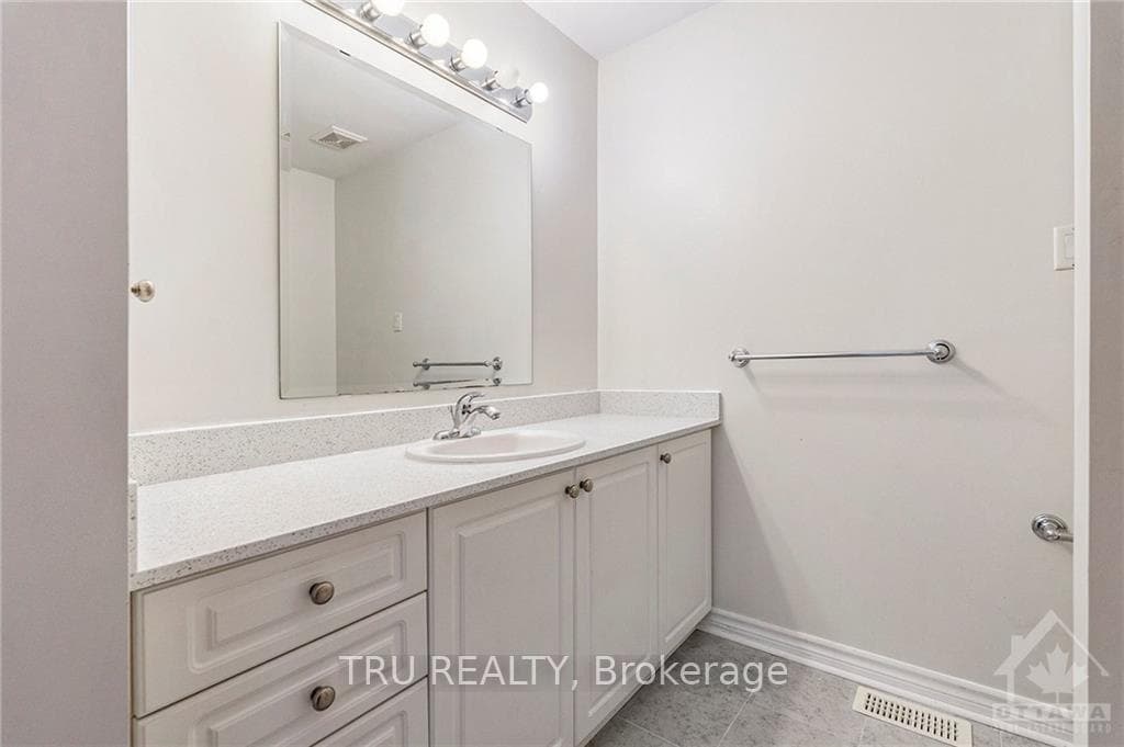 100 MARRISSA Avenue photo 14
