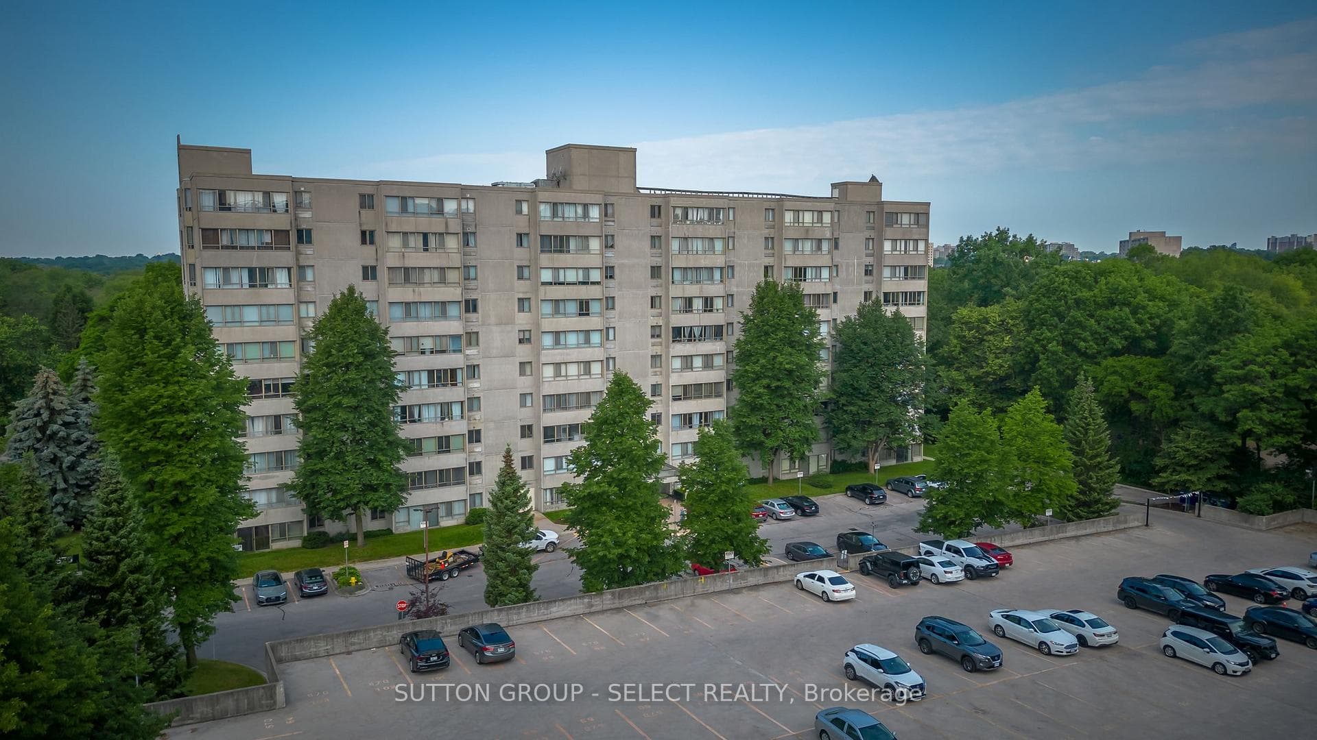 570 PROUDFOOT Lane Unit 409 photo 1