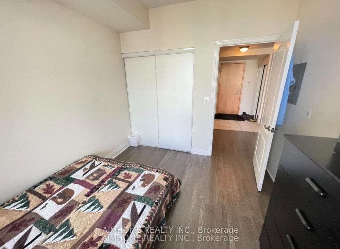 48 Suncres Boulevard Unit 1003 photo 6