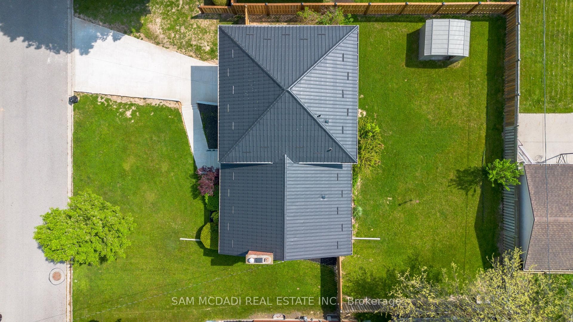 14 Glencairn Drive photo 38