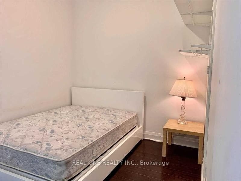 1080 Bay Street Unit 5204 photo 8