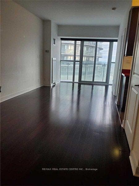 50 Absolute Avenue Unit 4204 photo 3