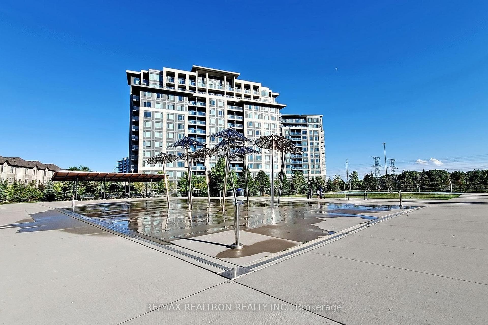 233 South Park Road Unit 1212 photo 1