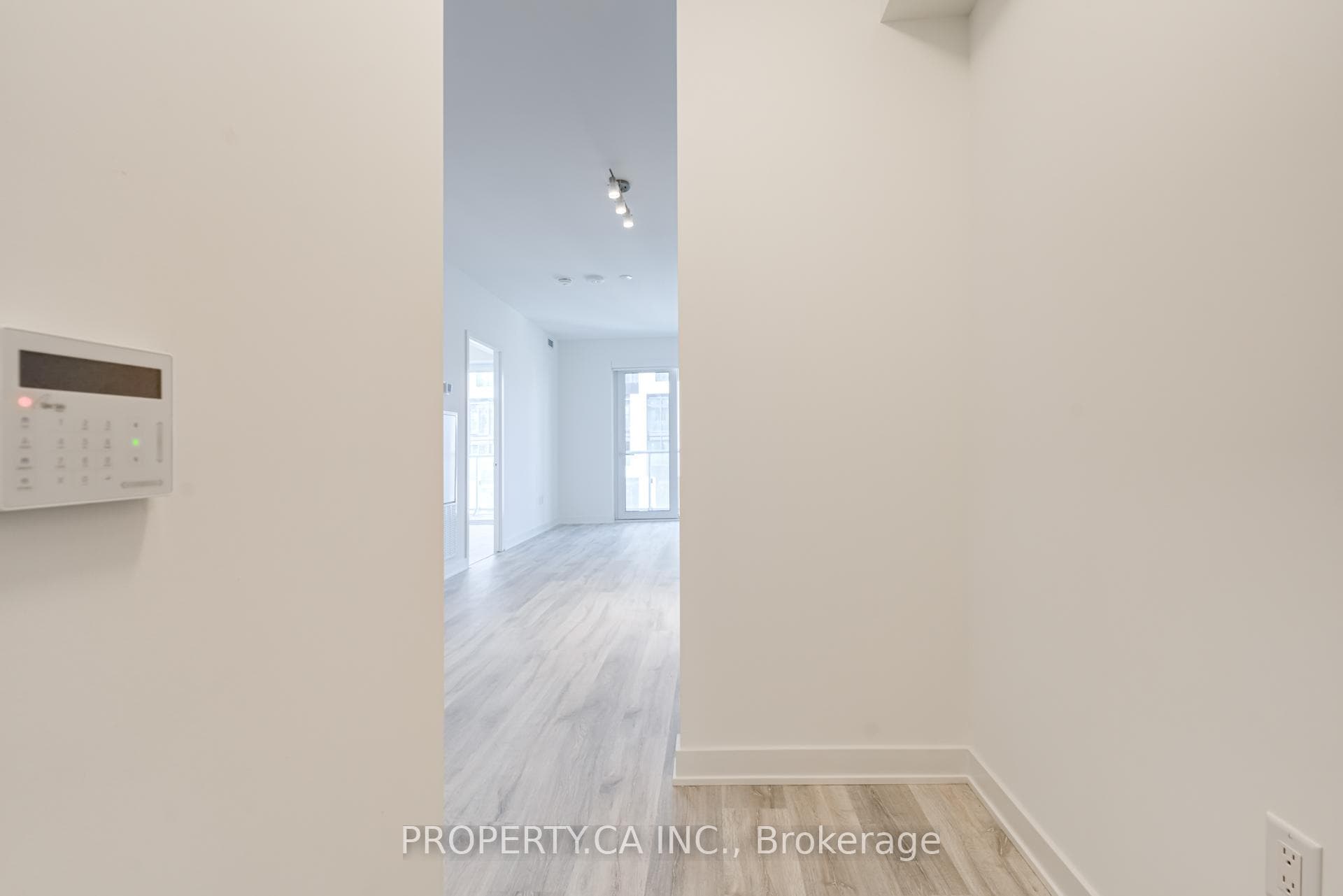 100 Dalhousie Street Unit 2112 photo 2