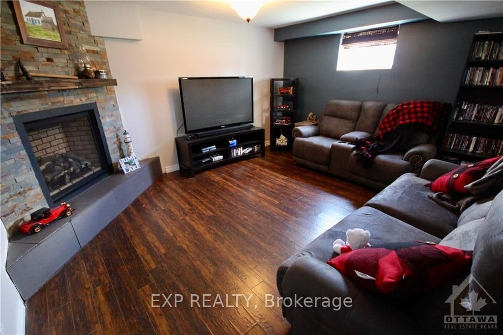 3135 NORTHDALE Drive photo 16