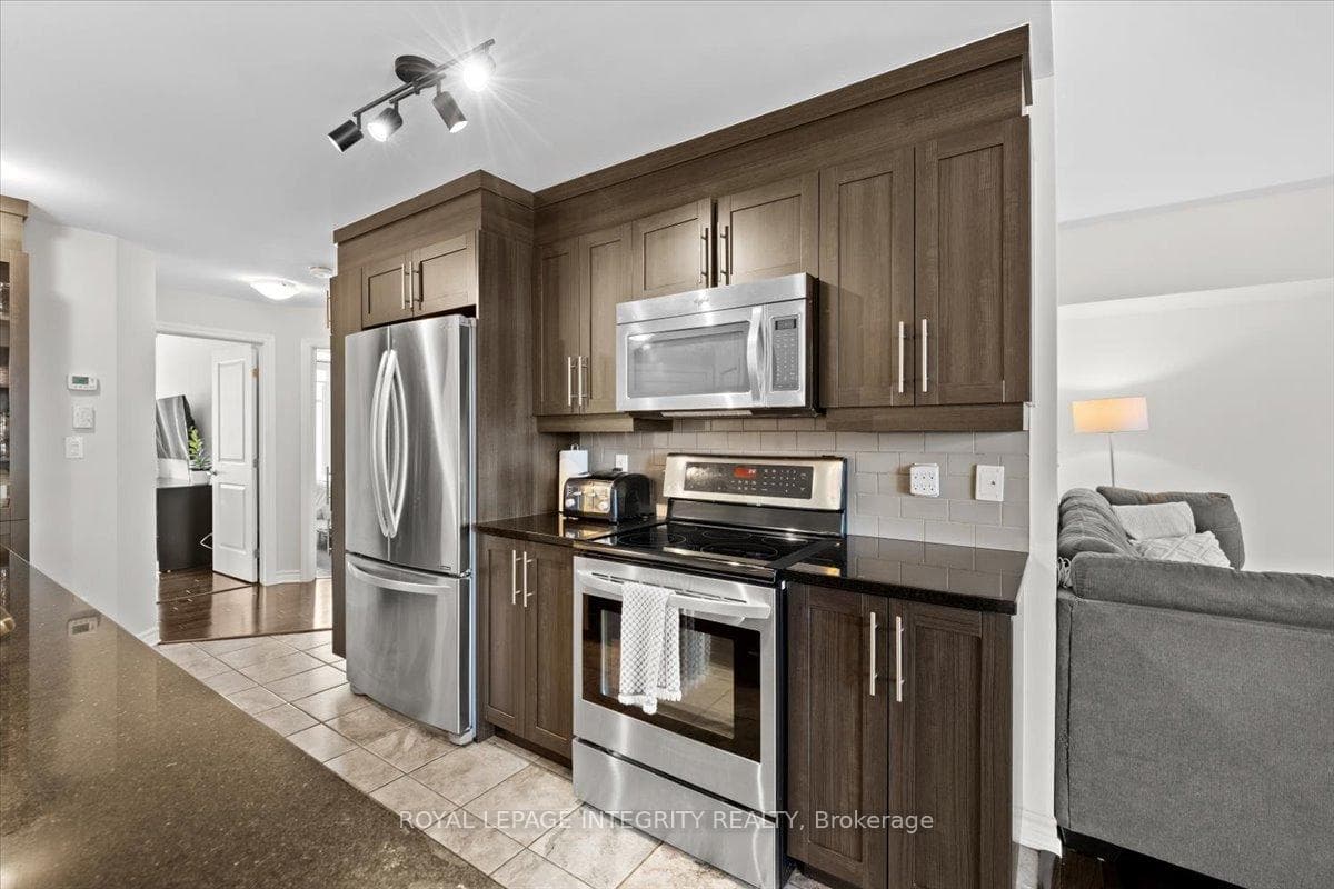 100 Prestige Circle Unit 5 photo 11