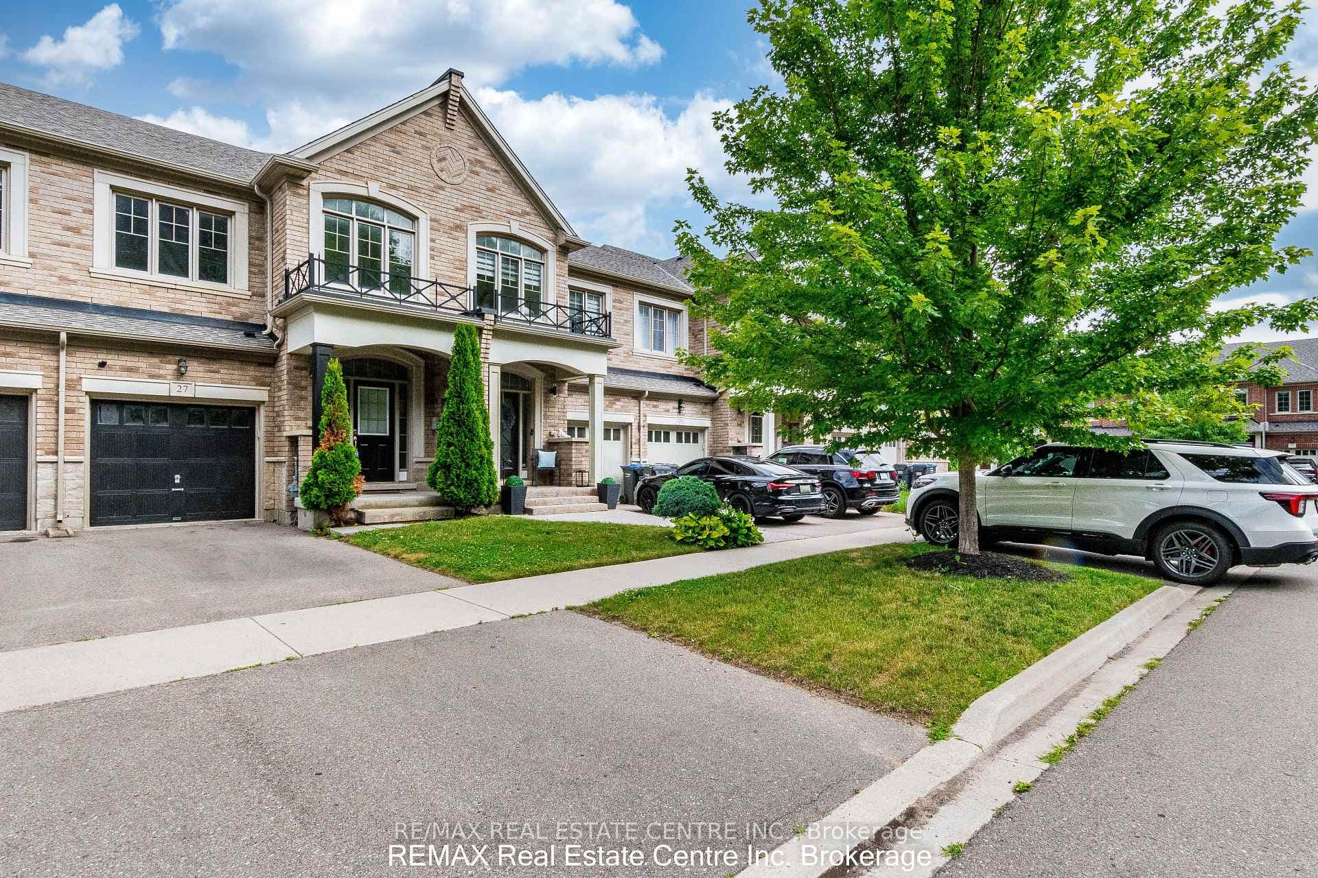 27 Lady Evelyn Cres Brampton Ontario Circle photo 1