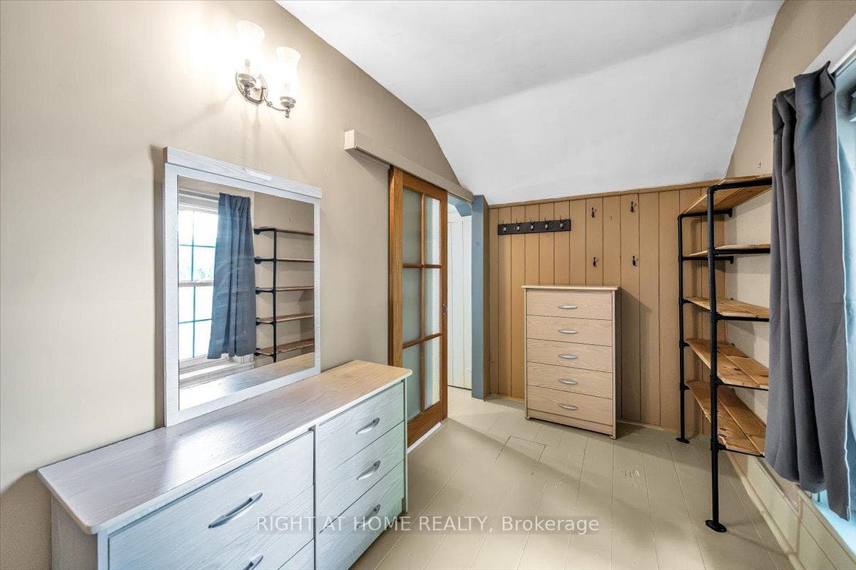 1320 King Street photo 34