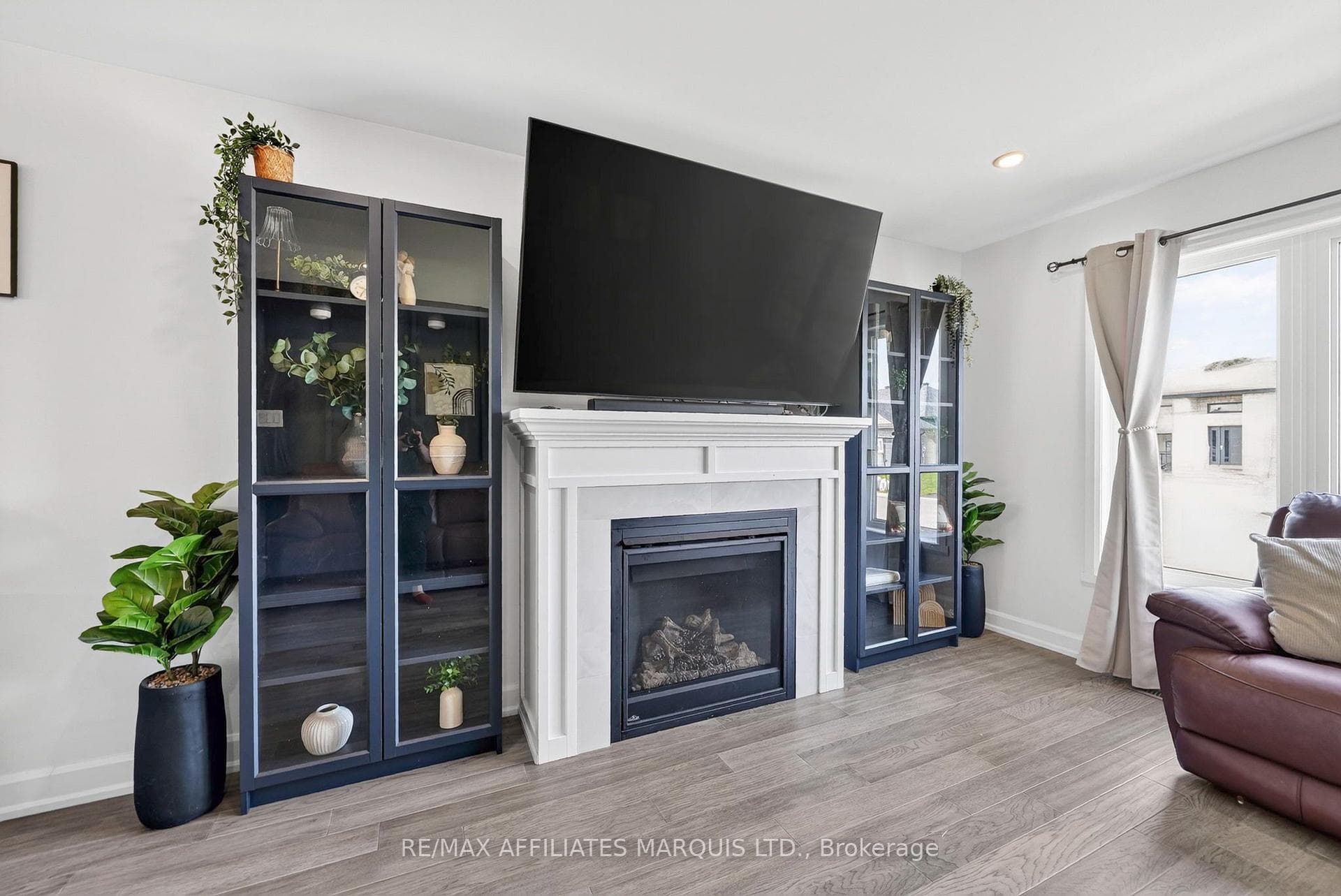 183 Emily Jade Crescent photo 12