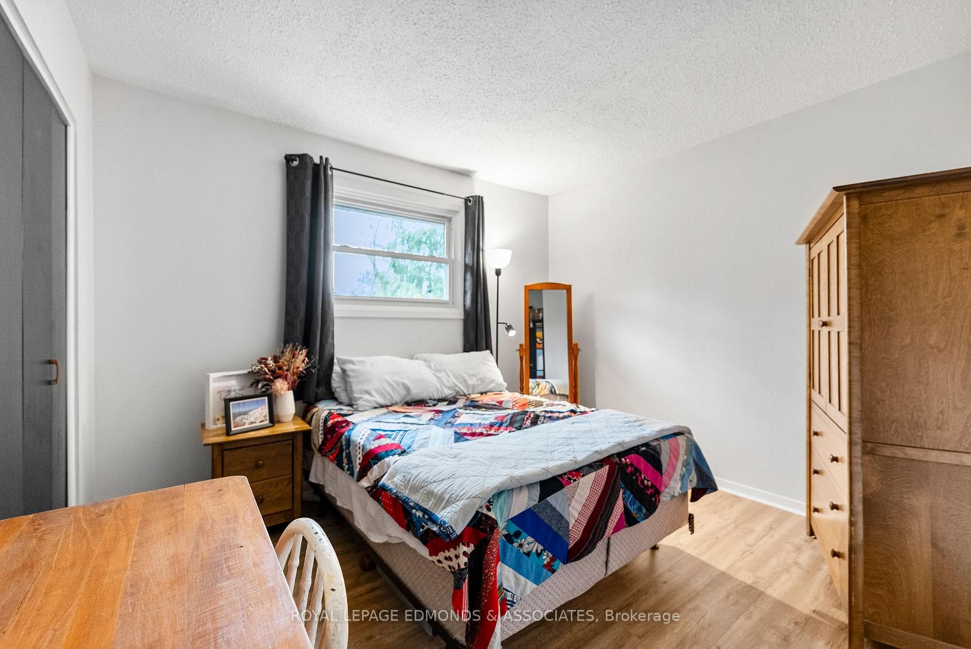 504 Boundary Road photo 16