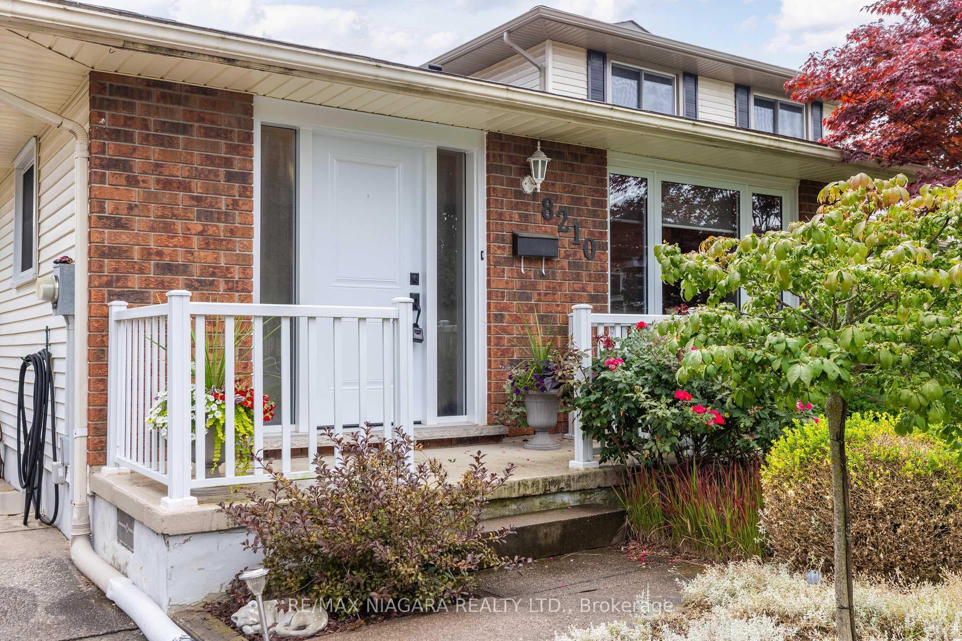 8210 Post Road photo 25
