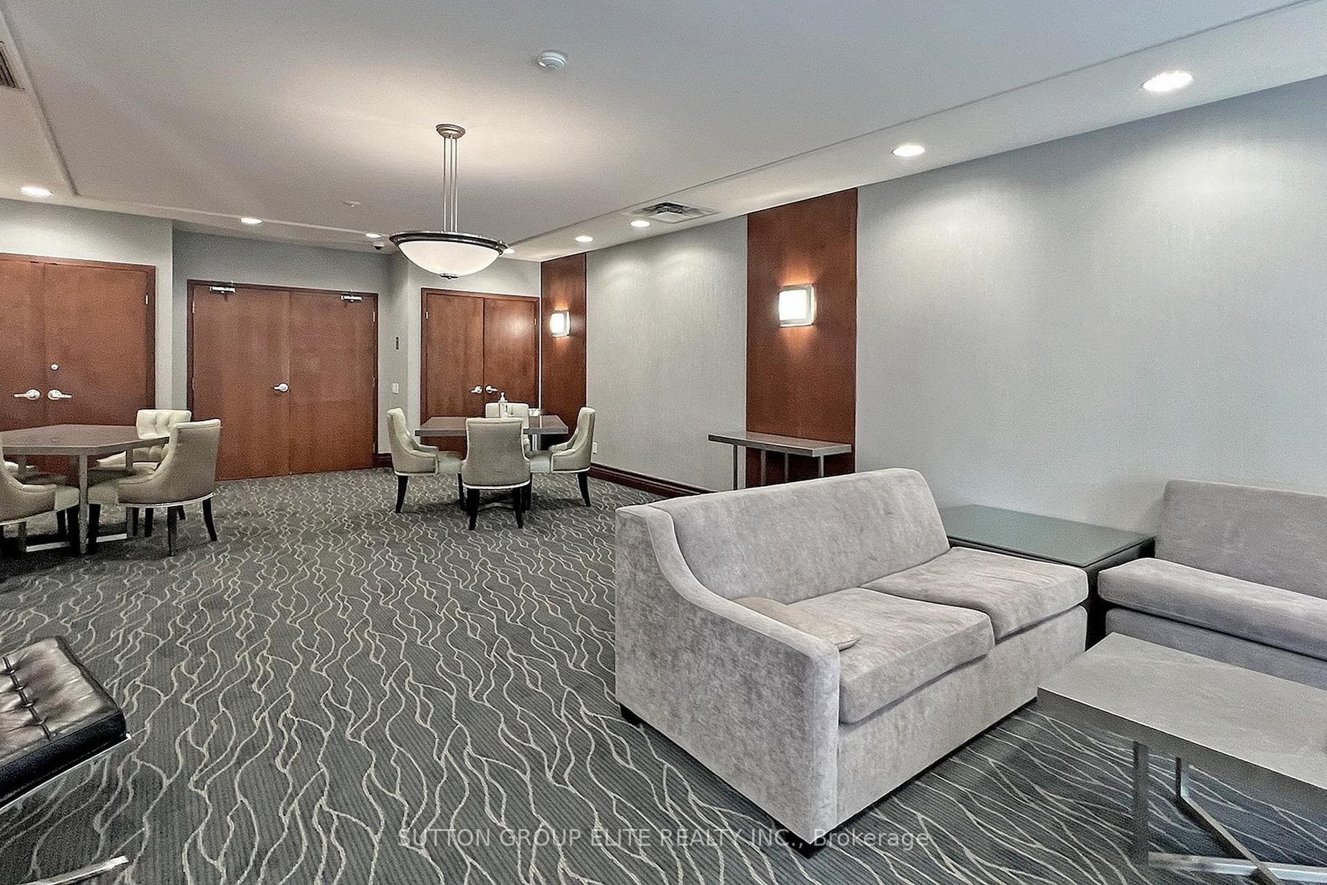 1121 Bay Street Unit 1102 photo 14