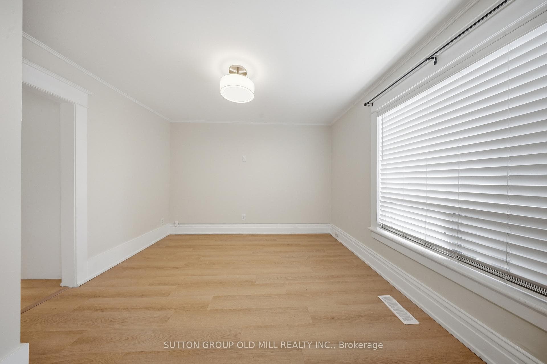212 Maria Street Unit 1 photo 5