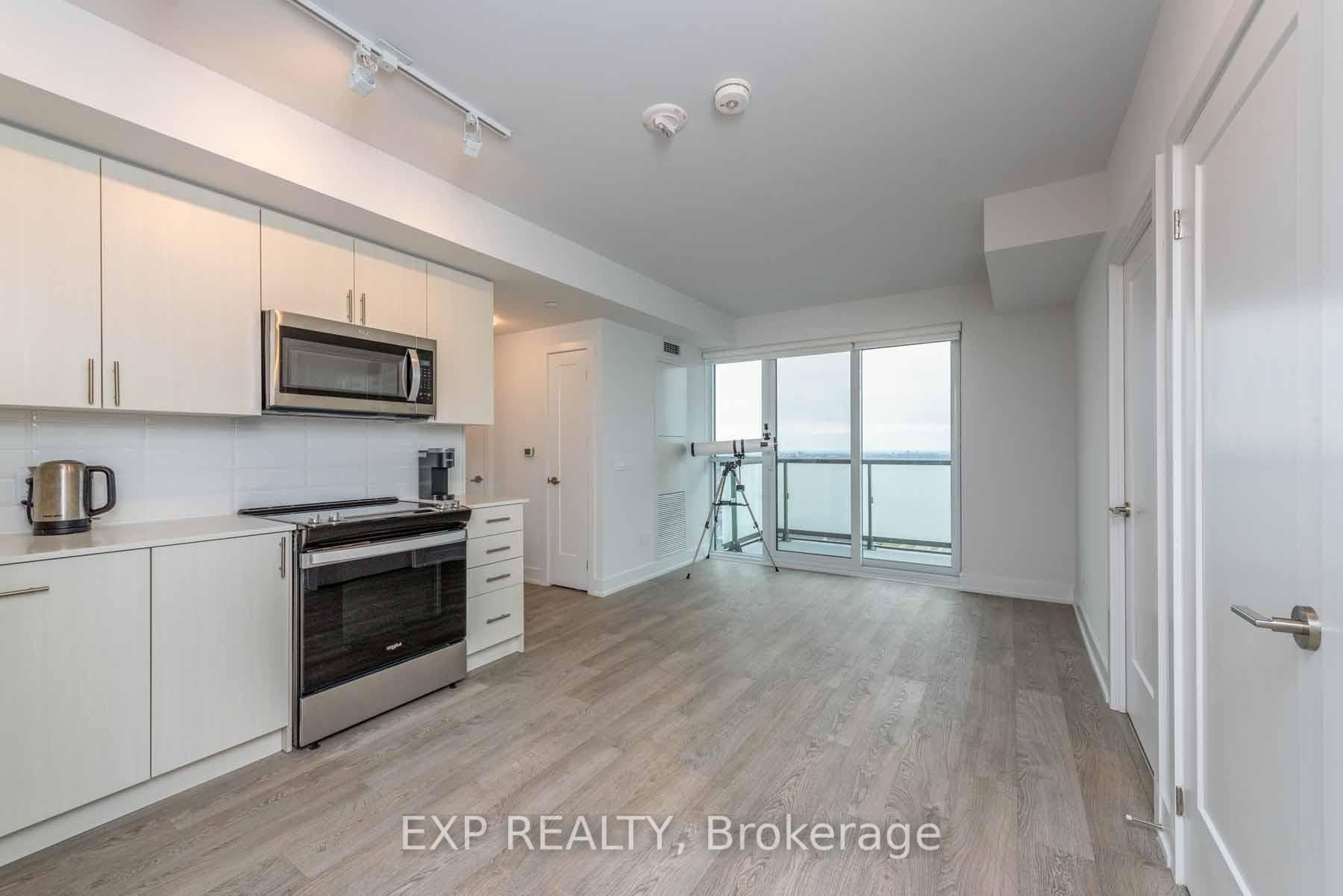 2550 Simcoe Street Unit 2016 photo 20
