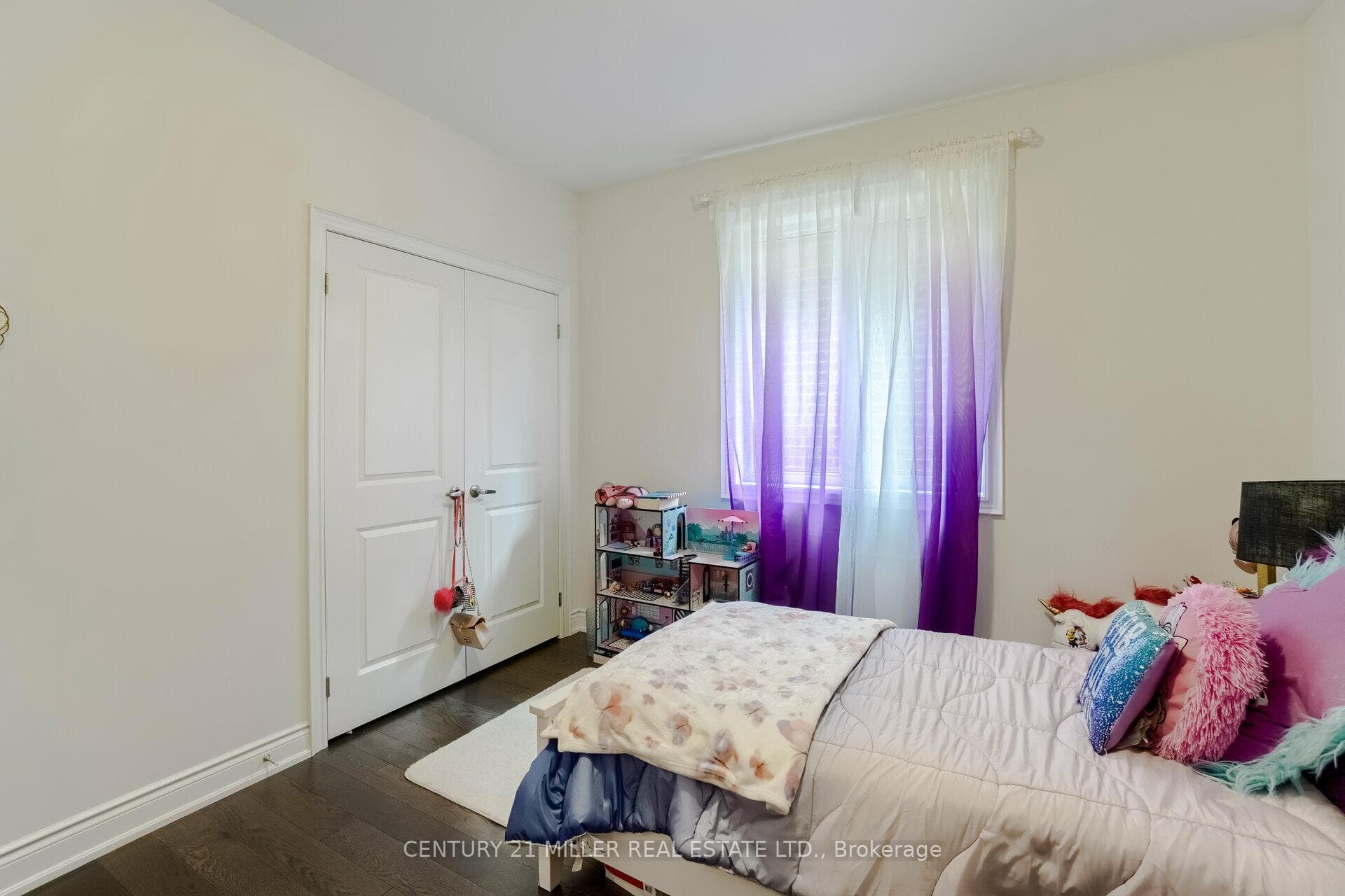 3106 Millicent Avenue photo 32