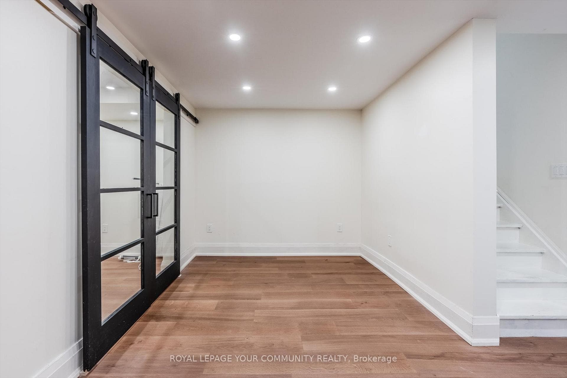 17 Castle Park Boulevard photo 26