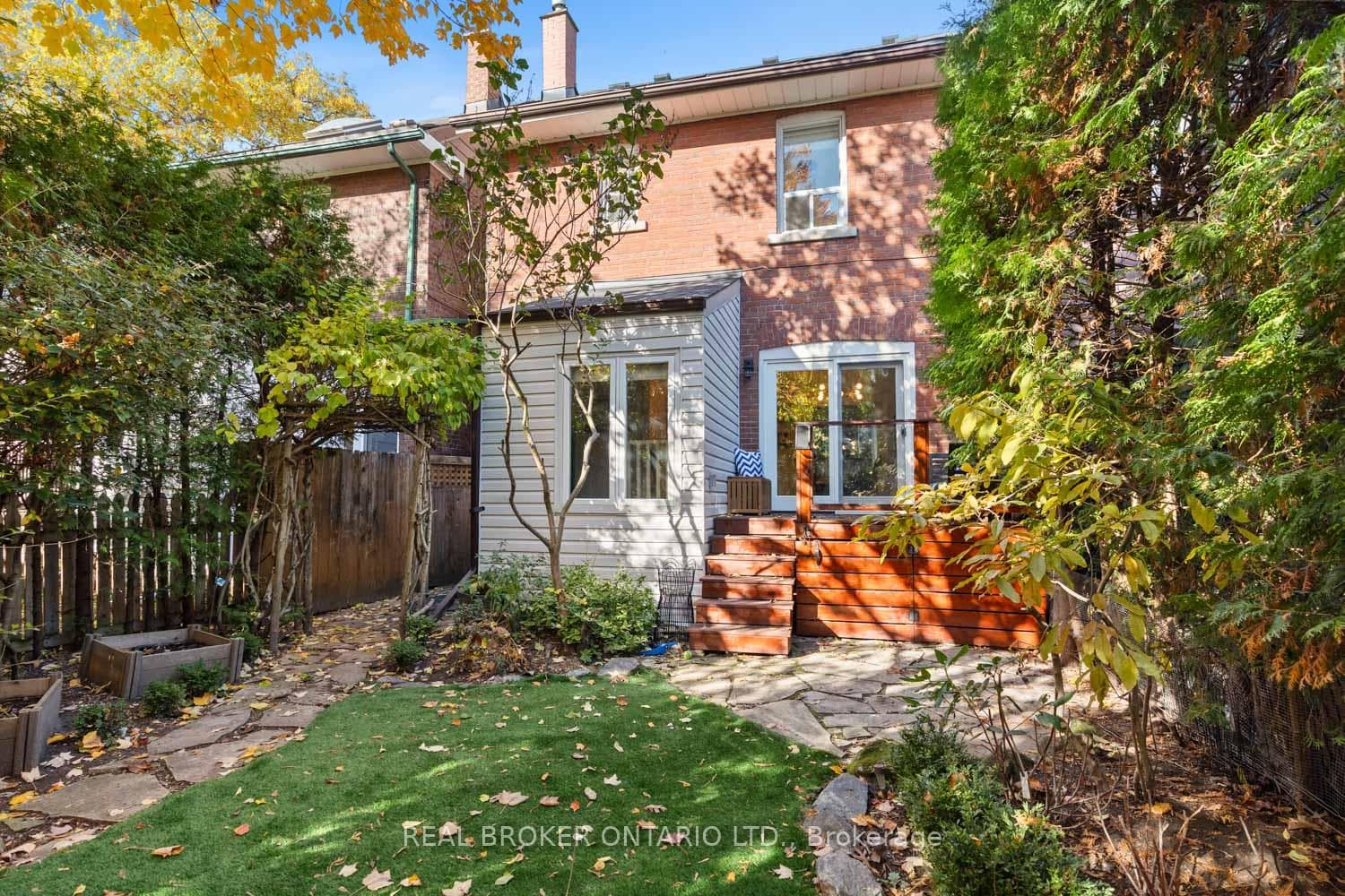 7 Juniper Avenue photo 35