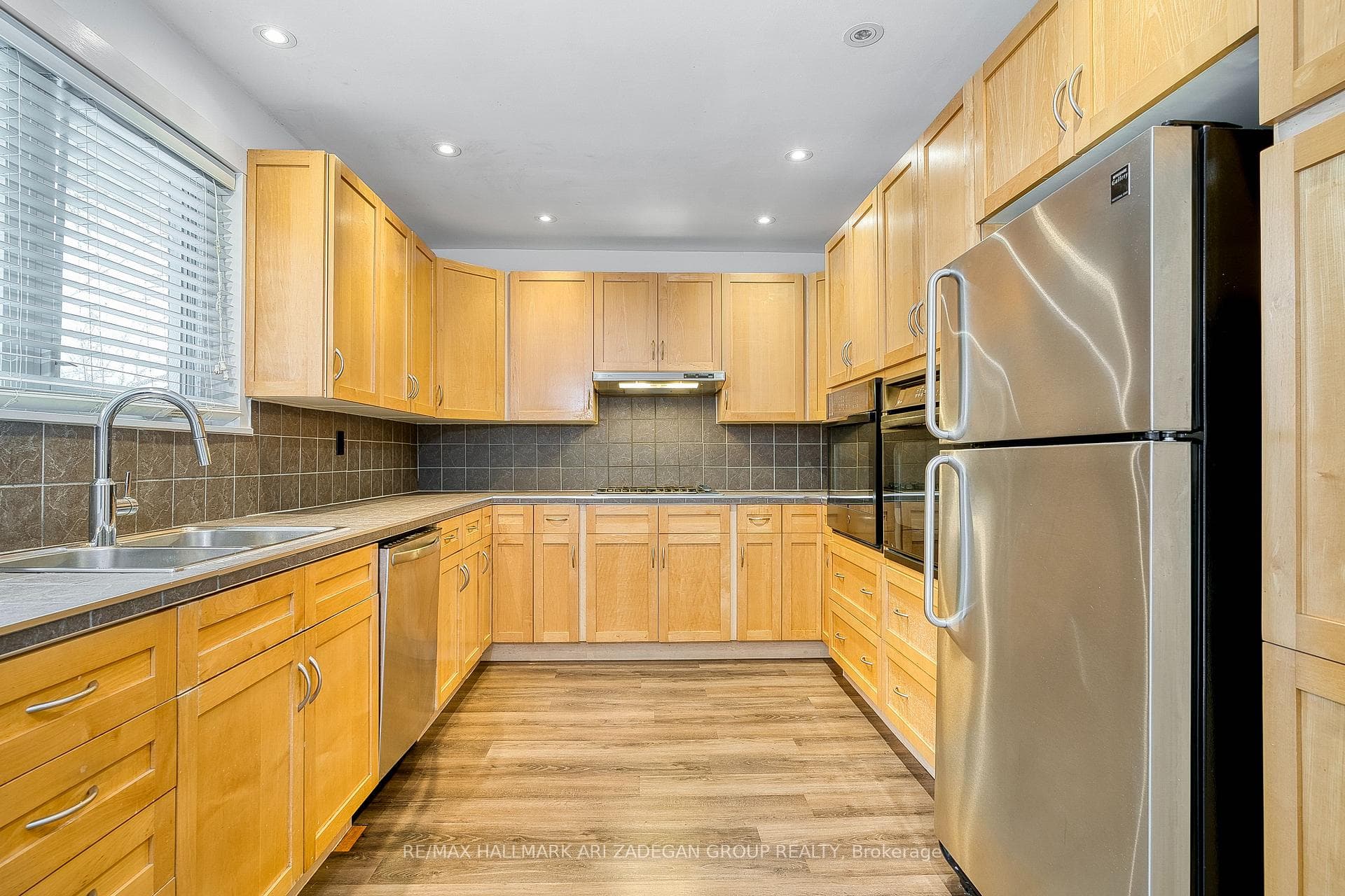 238 Searle Avenue photo 14