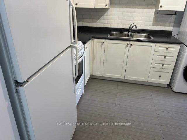 564 Queen Street Unit #1 Front photo 5