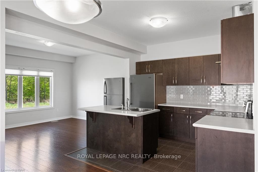 21 ELDERBERRY Road photo 10