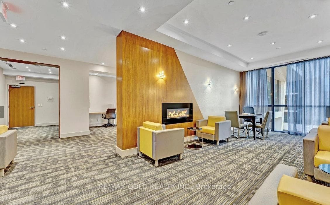 75 Eglinton Avenue Unit 808 photo 30