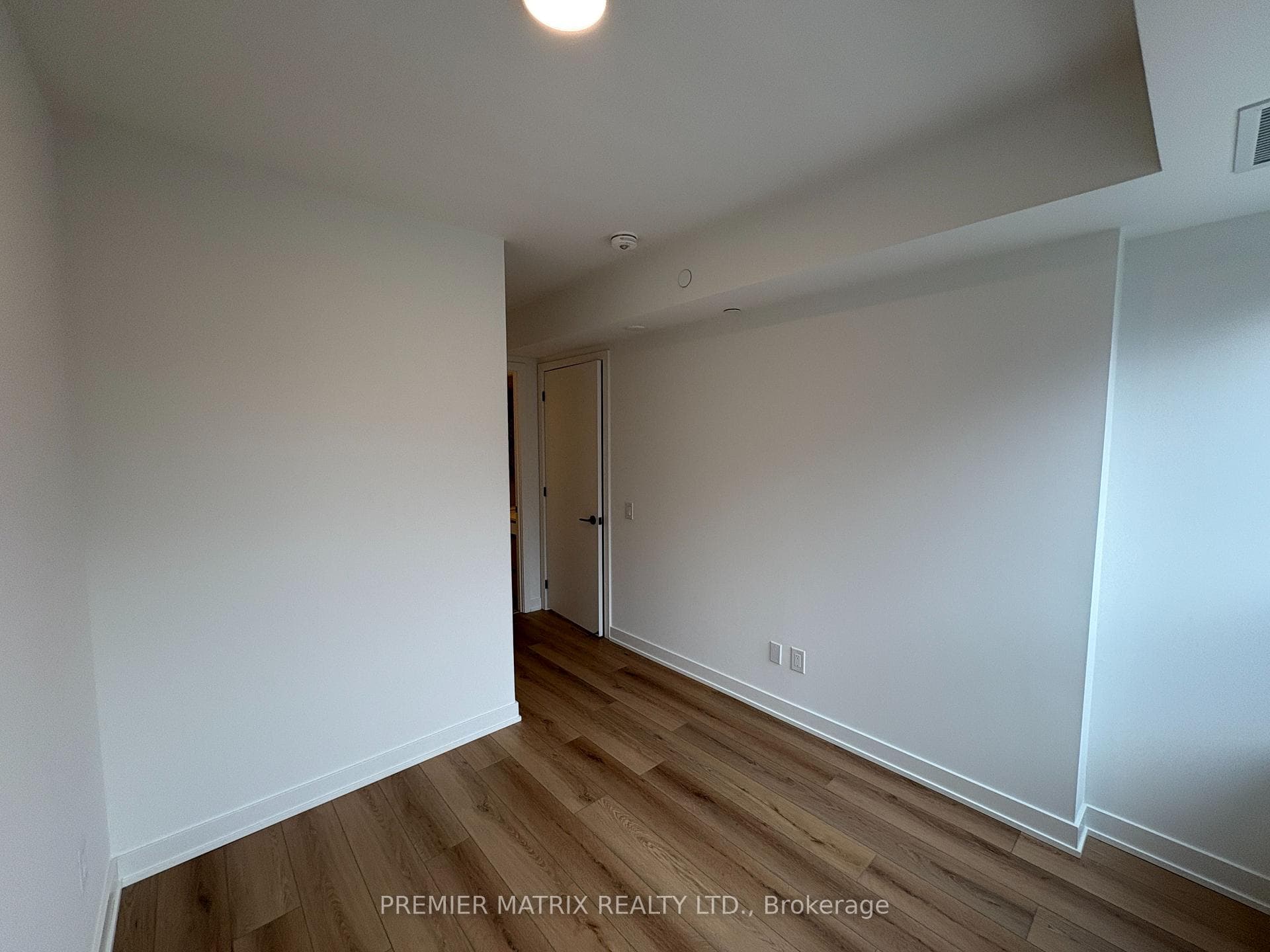 5 Lakeview Avenue Unit 309 photo 16