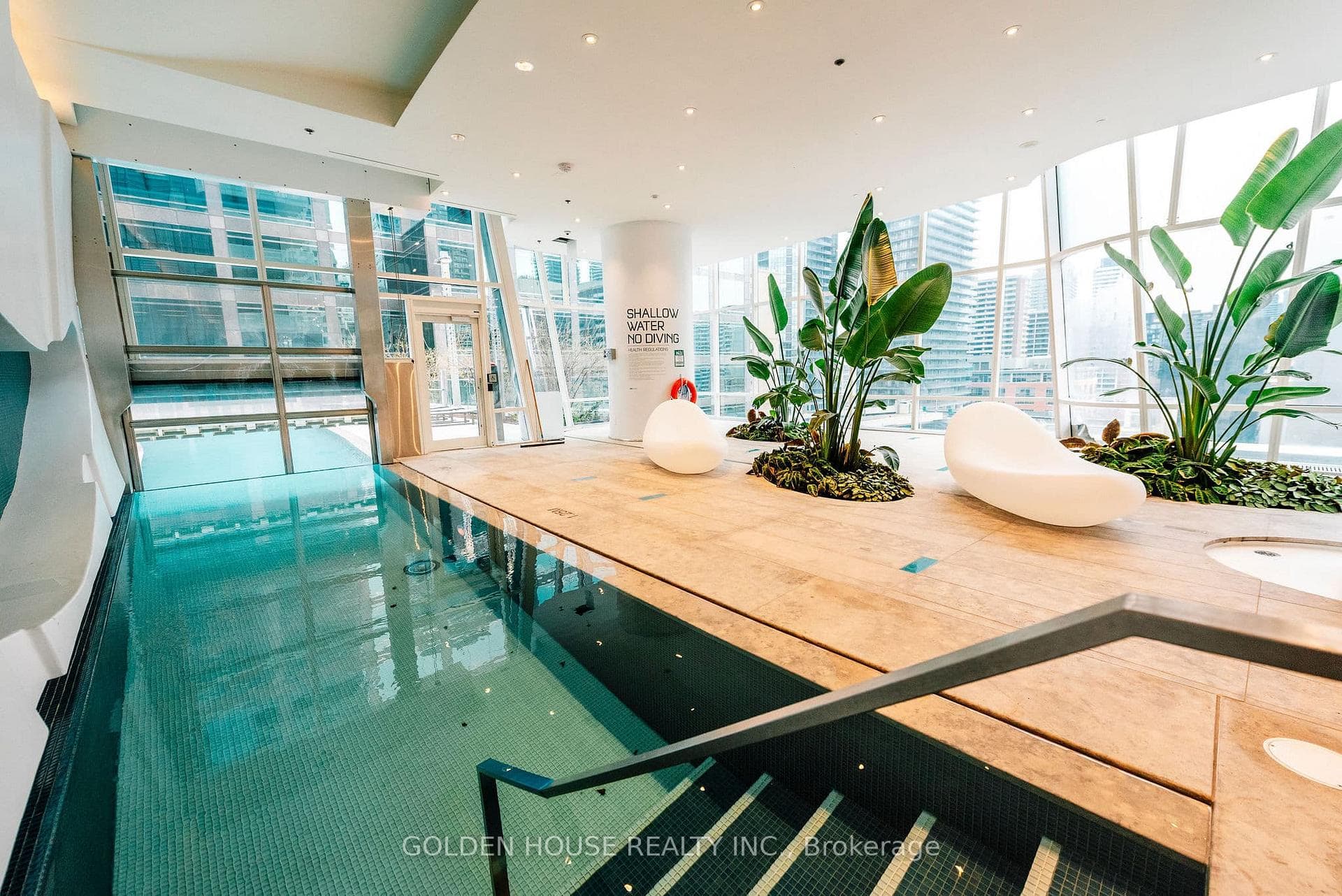 1 Bloor Street Unit 1507 photo 17