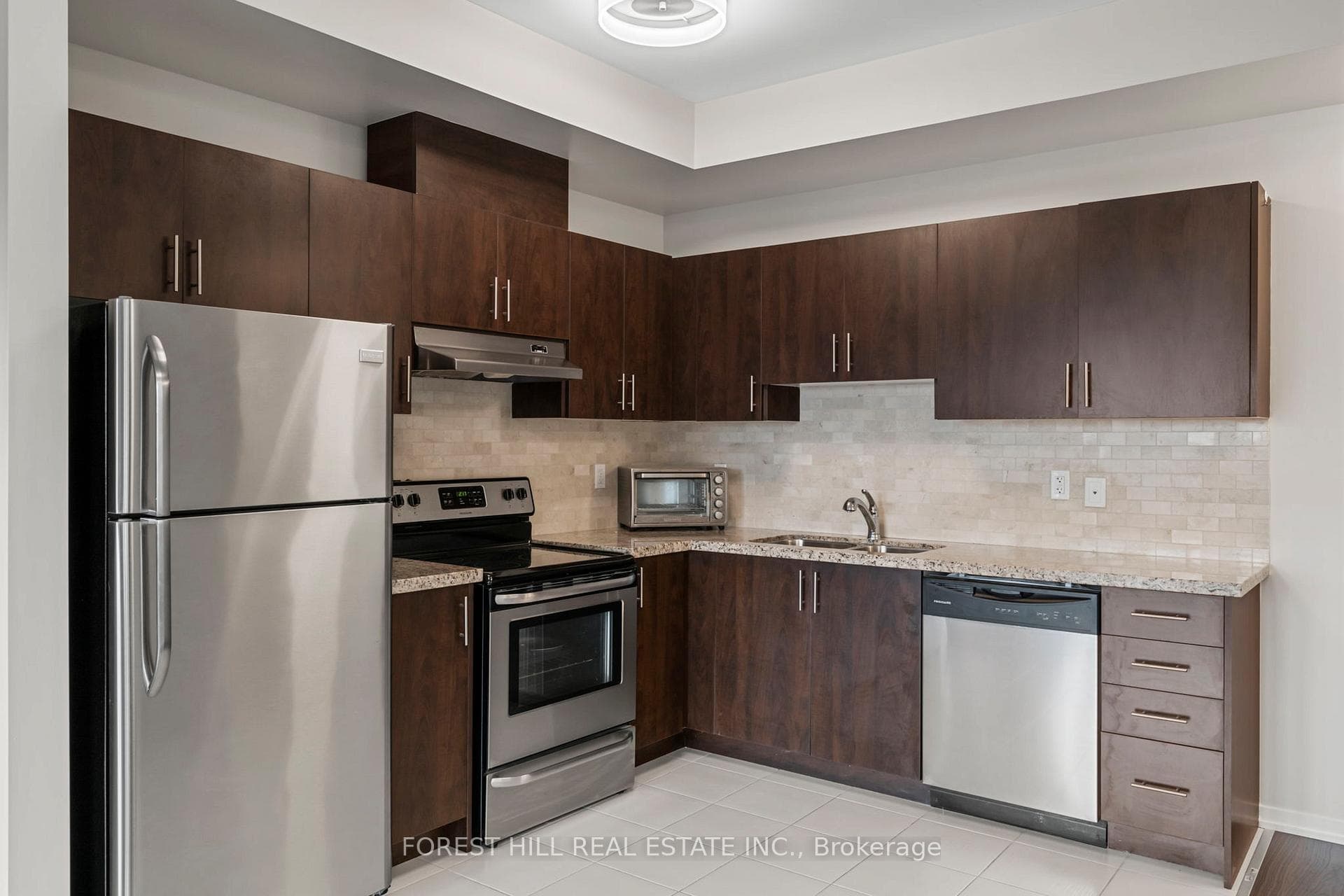 26 Bruce Street Unit C24 photo 10