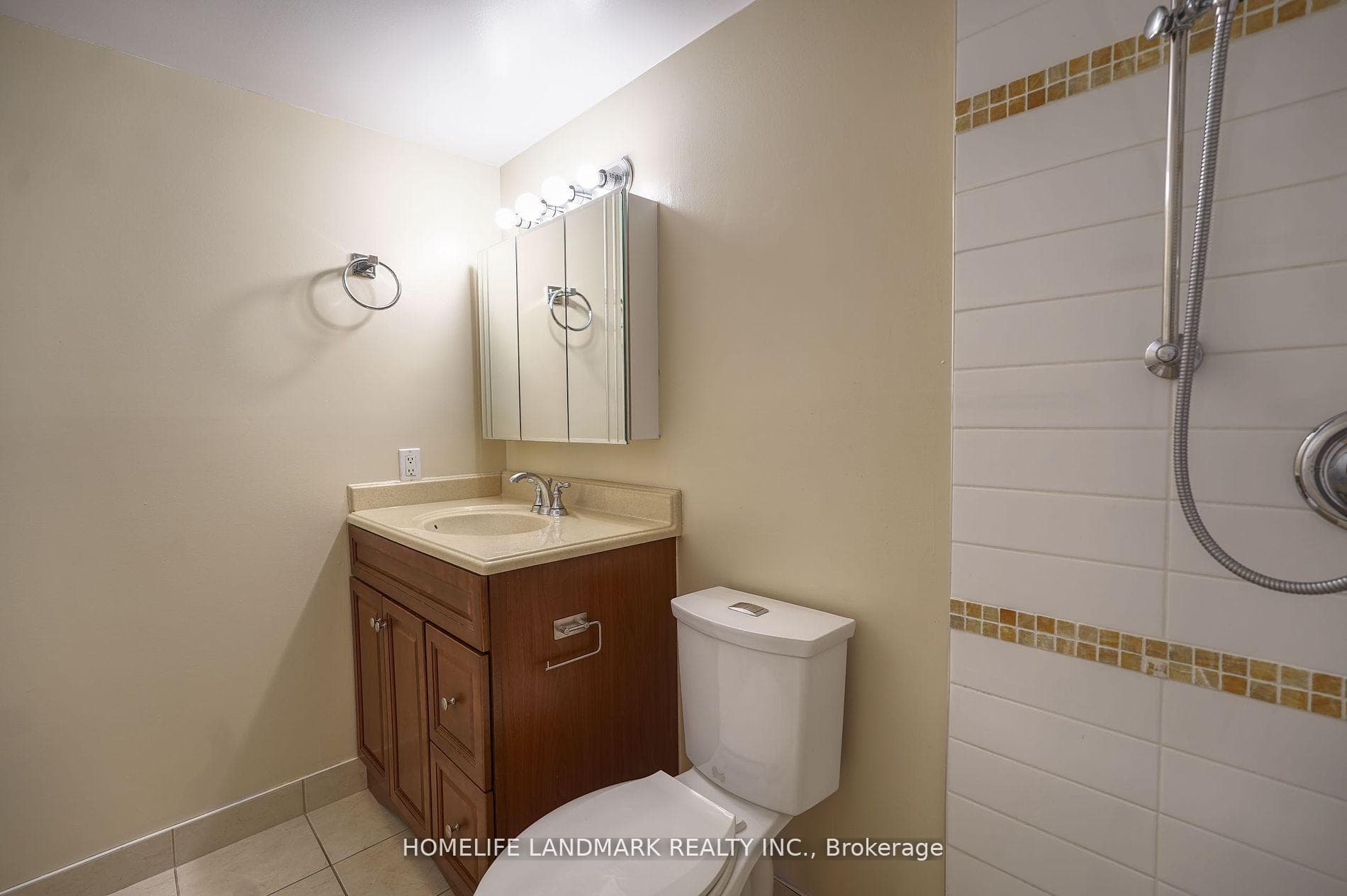 633 Bay Street Unit 1613 photo 18