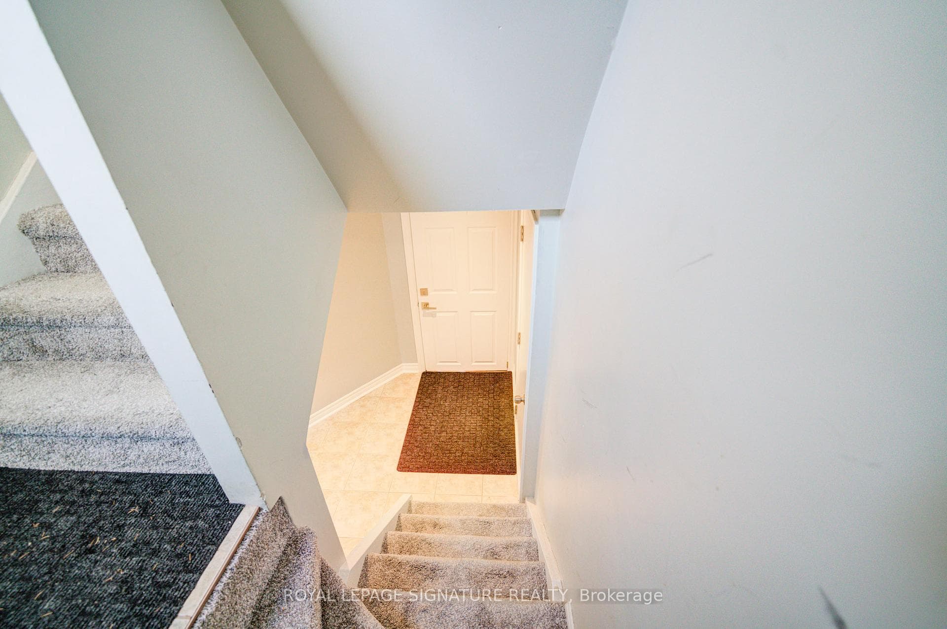 4 Lawndale Road Unit Lower photo 8