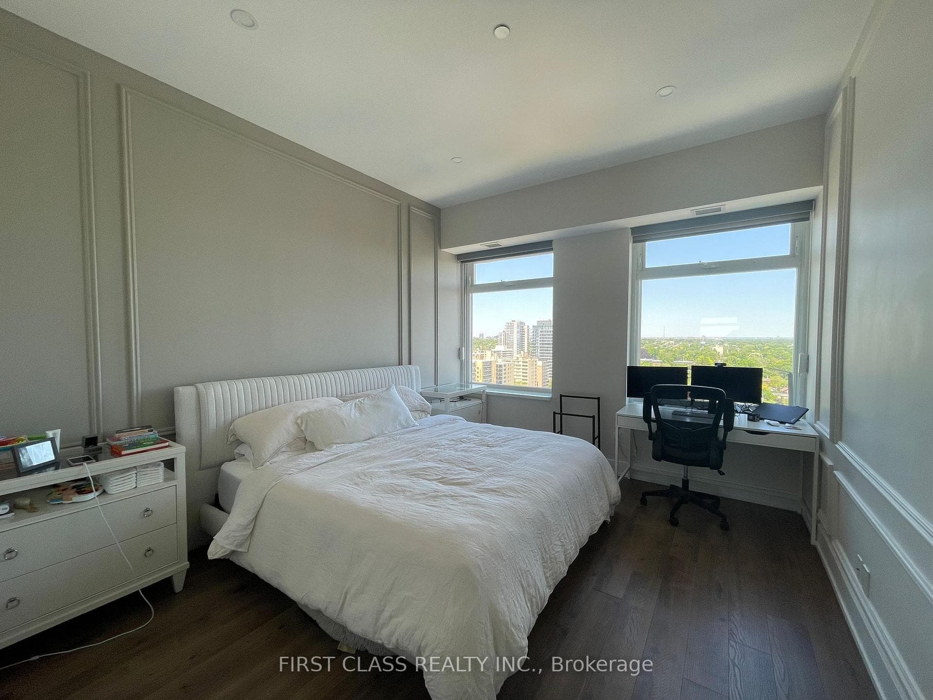 111 St Clair Avenue Unit 1505 photo 12