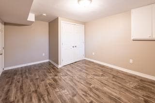 811 Helen Crescent Unit Bsmnt photo 13