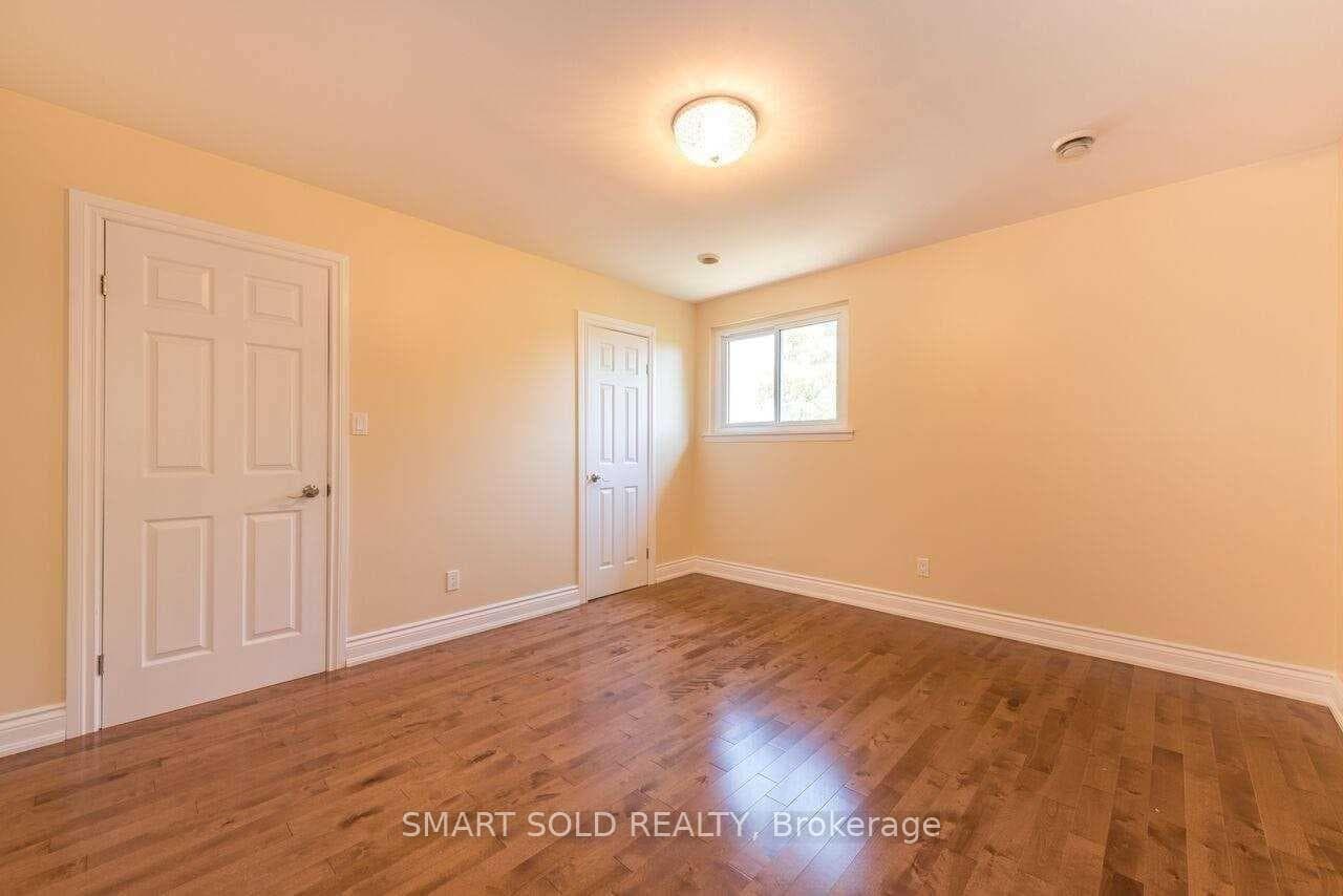 1116 Pomona Court Unit Main photo 12