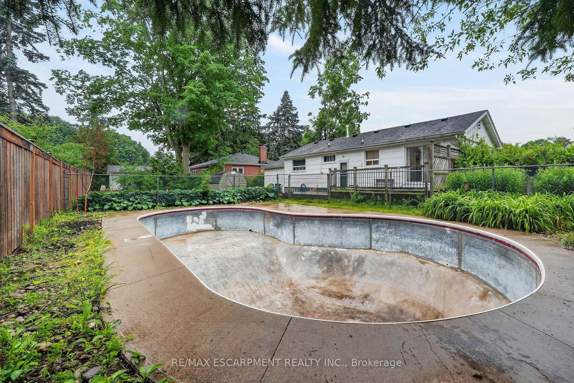 219 Fiddler's Green Road photo 36