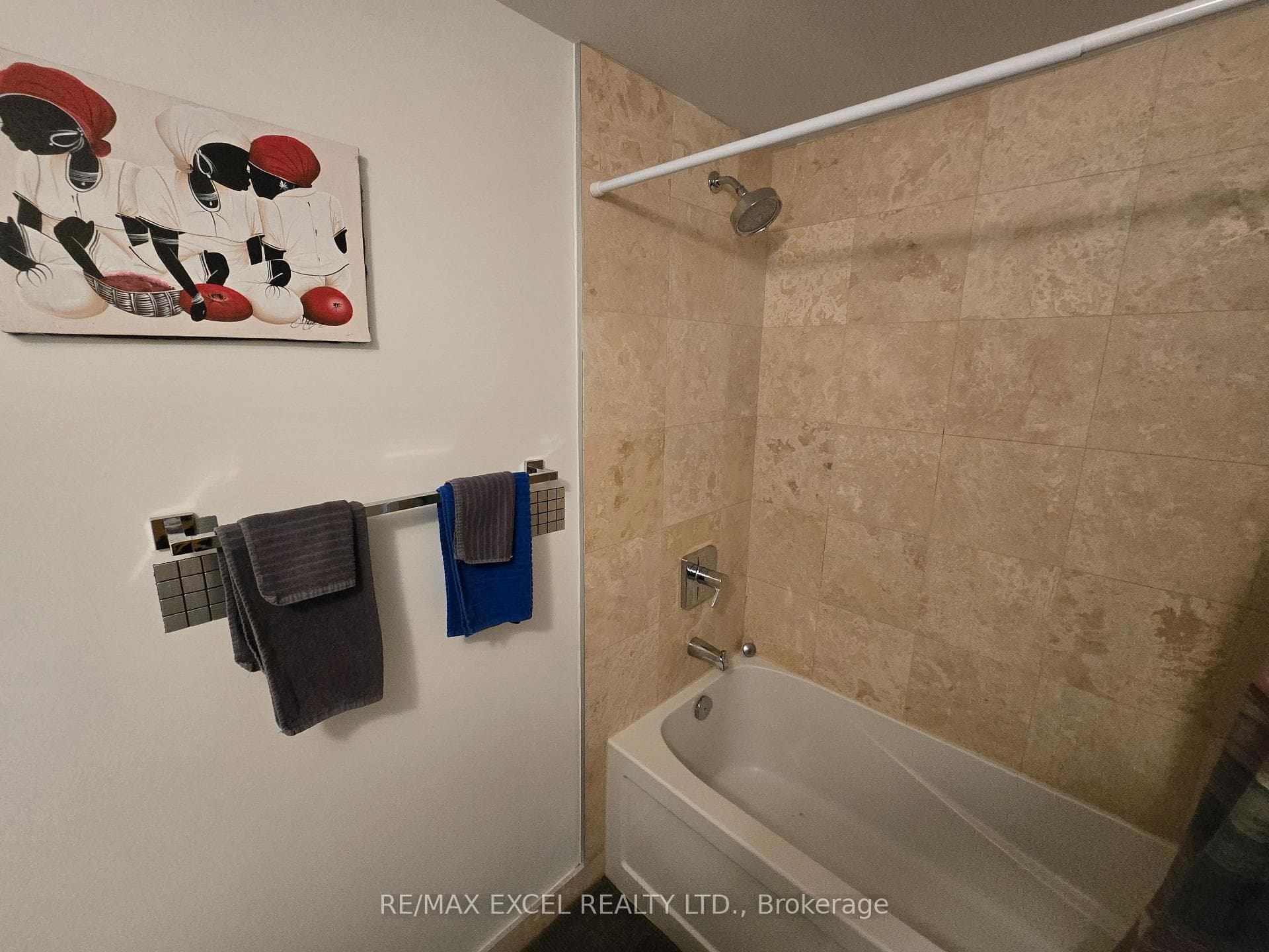 14 York Street Unit 3906 photo 16