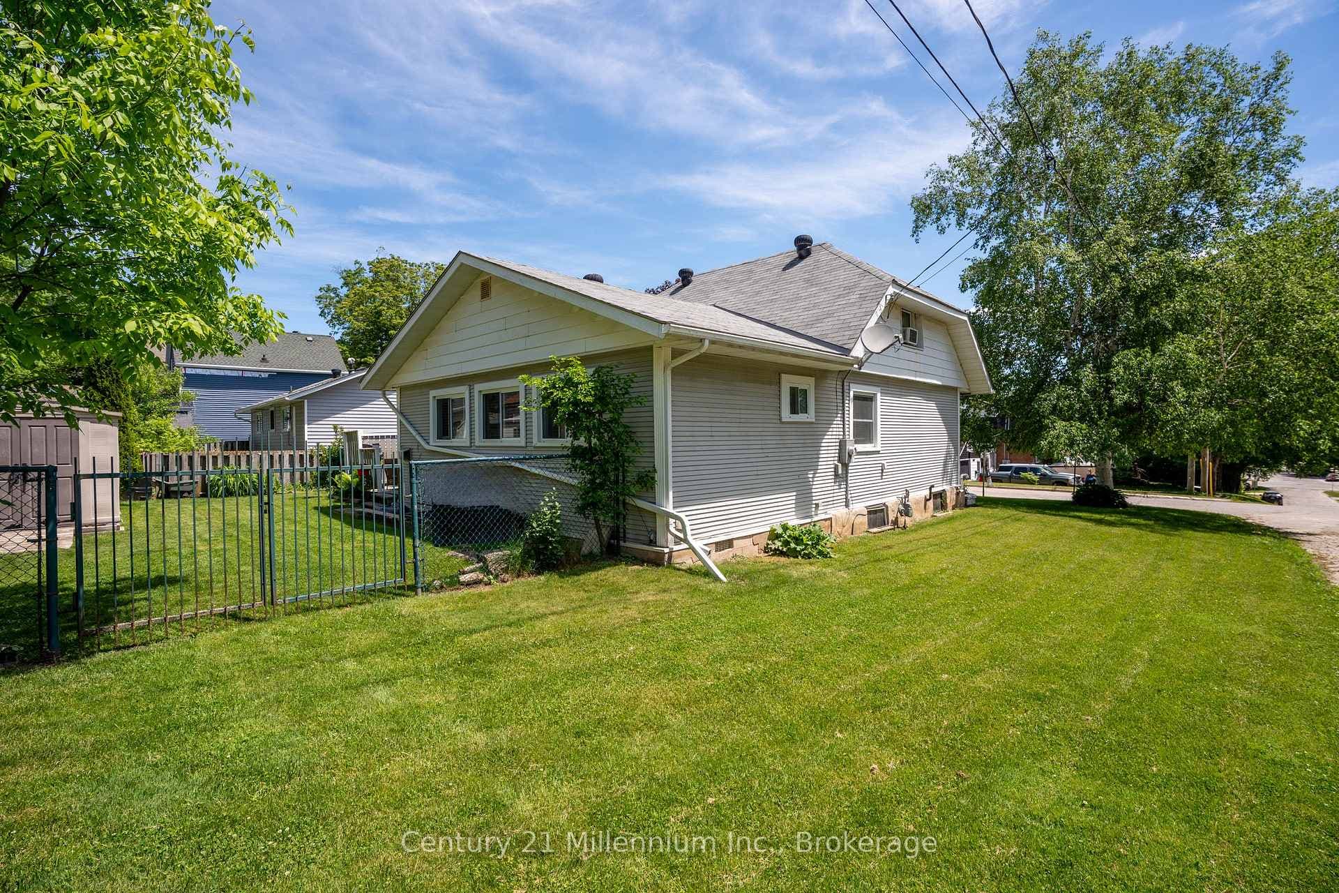 1712 5th Avenue photo 36