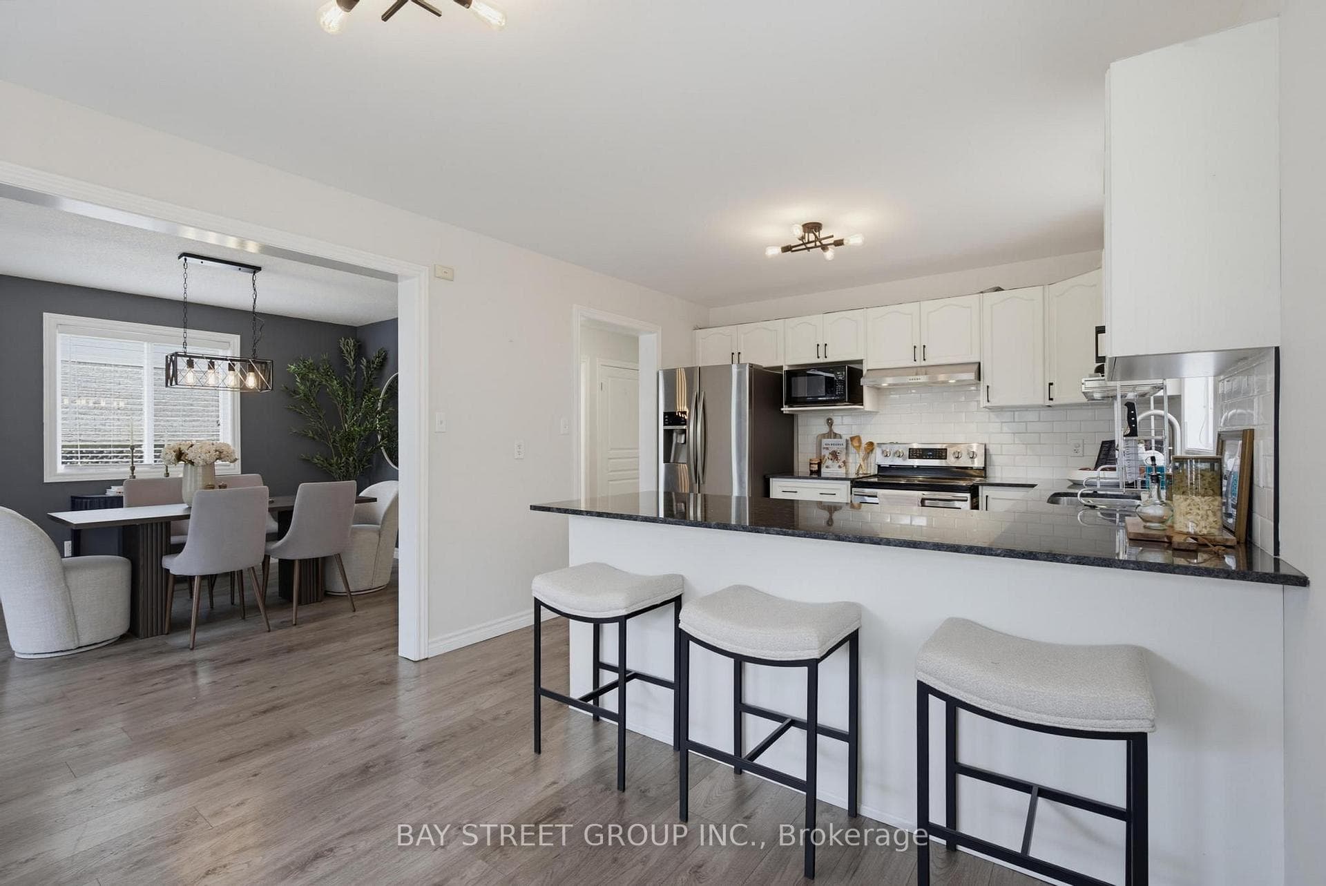 213 HAWTHORNE Road photo 13
