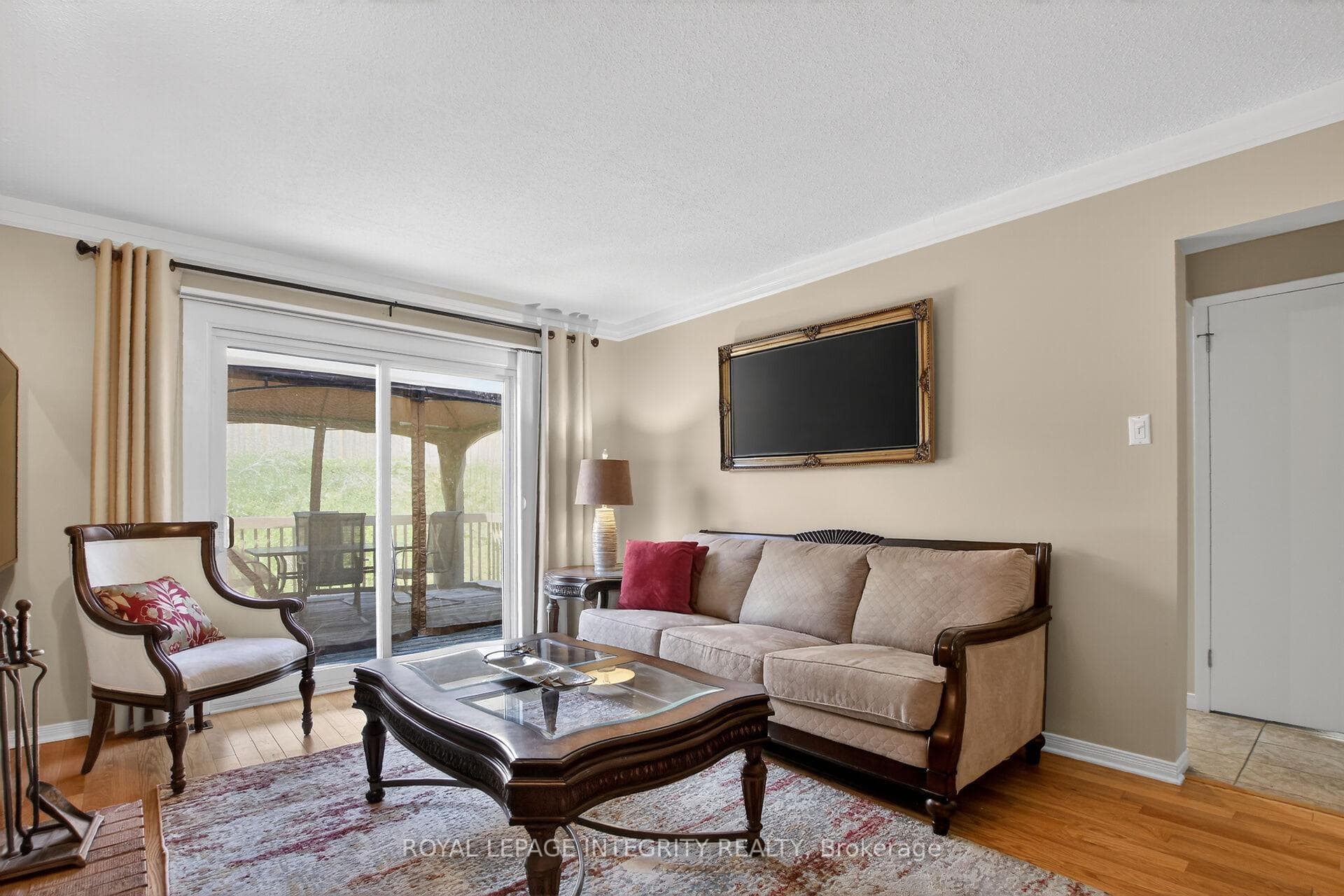1646 Grey Nuns Drive photo 17