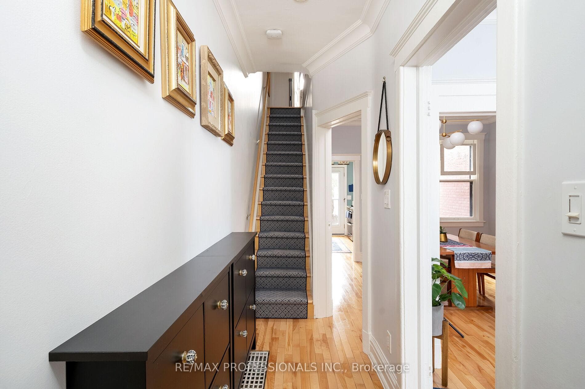 79 Fern Avenue photo 4