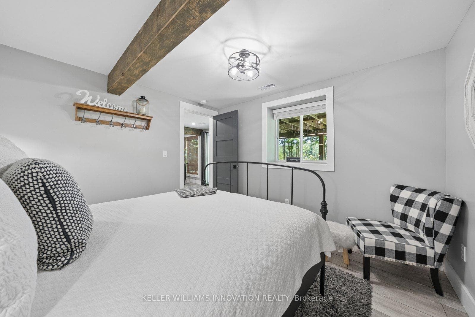 371 Skene Road photo 25